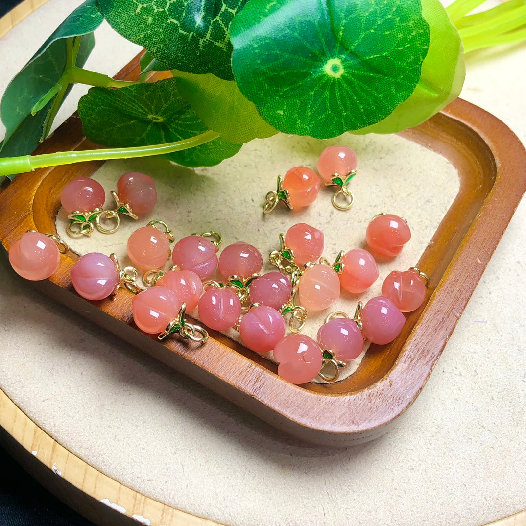 Natural Yanyuan Agate Peach Jewelry Charms