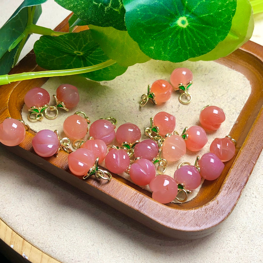 Natural Yanyuan Agate Peach Jewelry Charms