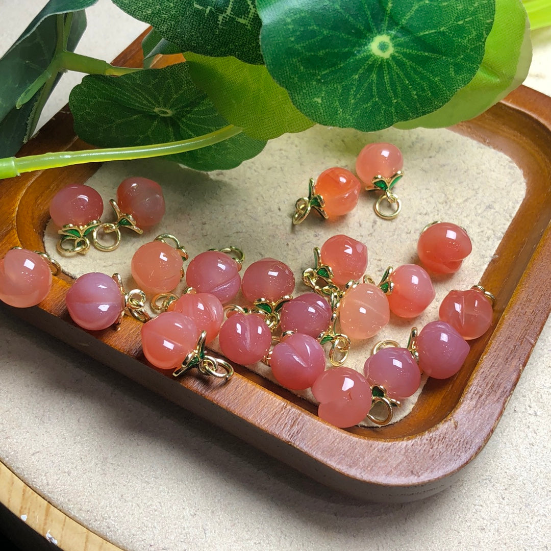 Natural Yanyuan Agate Peach Jewelry Charms