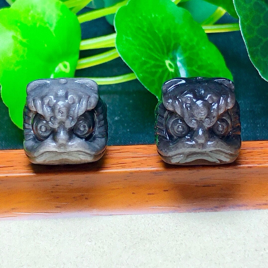 Natural Silver Sheen Obsidian Lion Head Beads