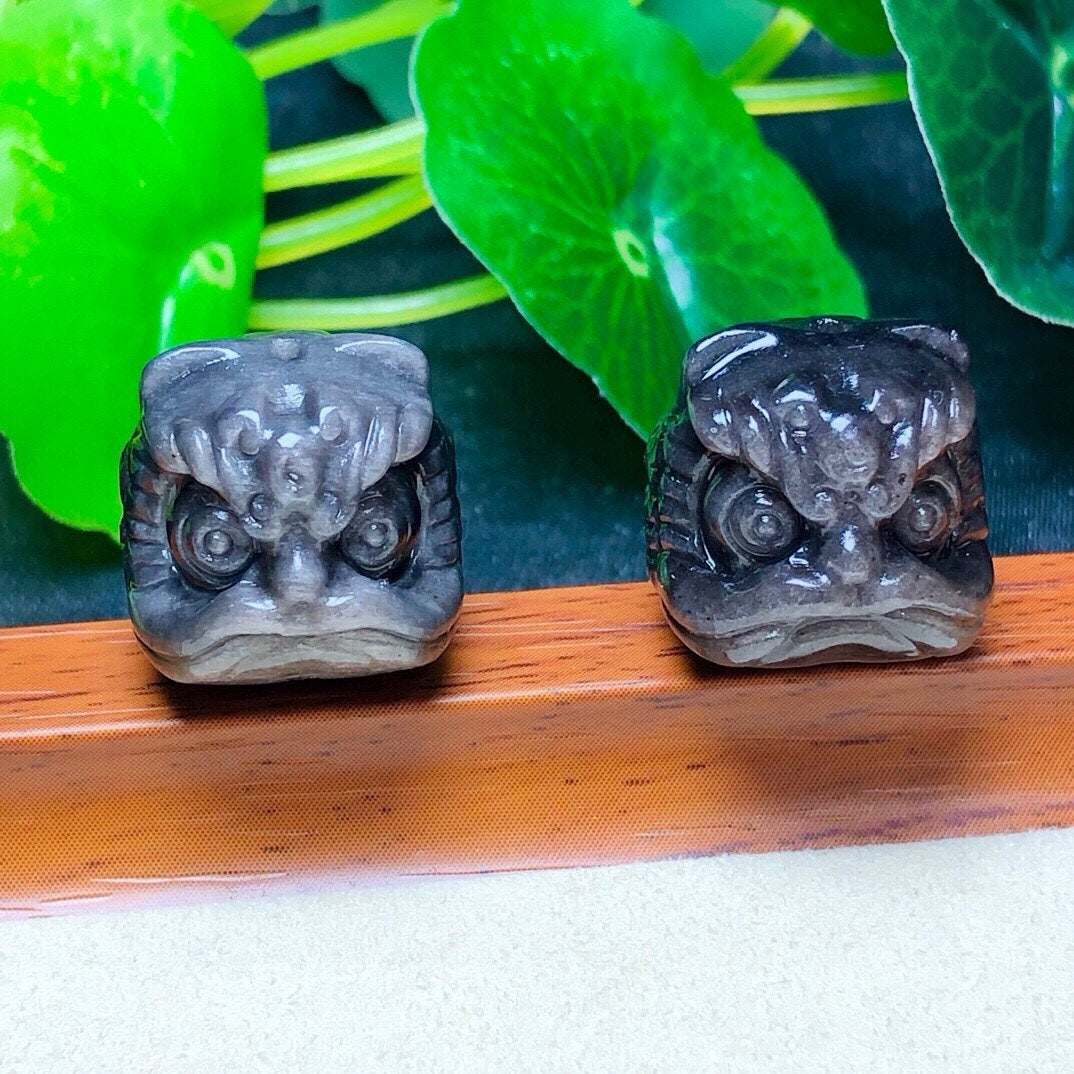 Natural Silver Sheen Obsidian Lion Head Beads
