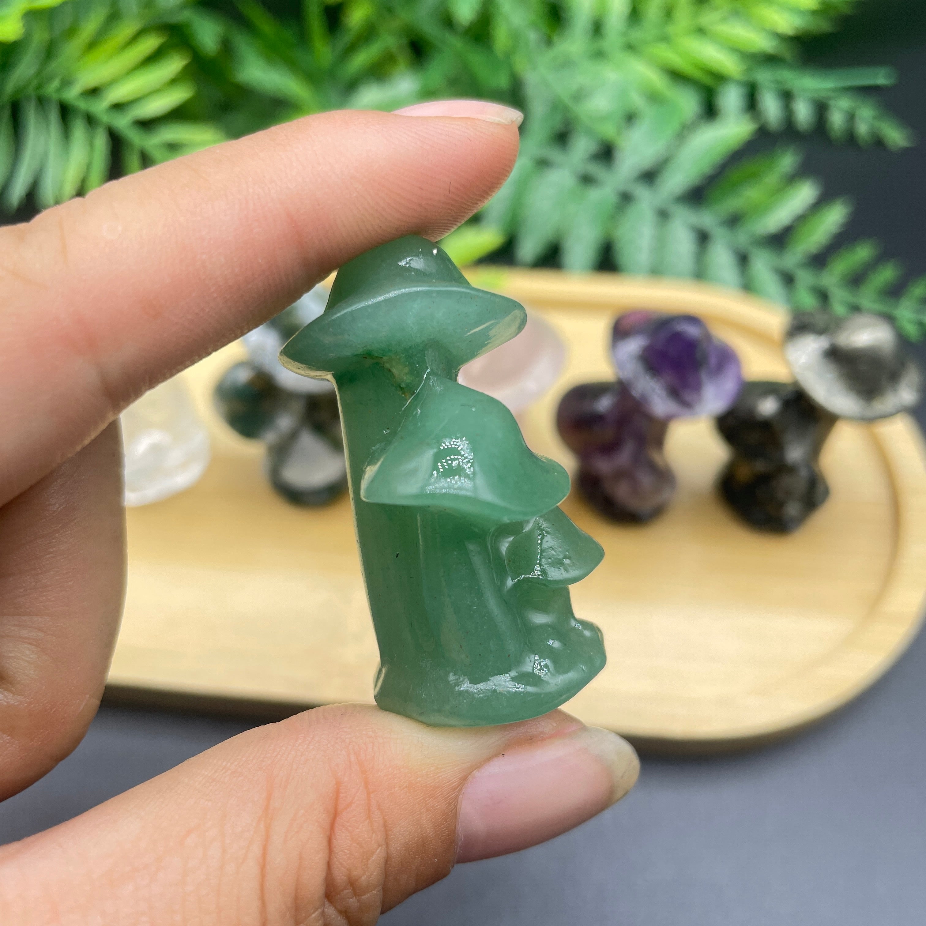 4CM Triple Mushroom Carvings