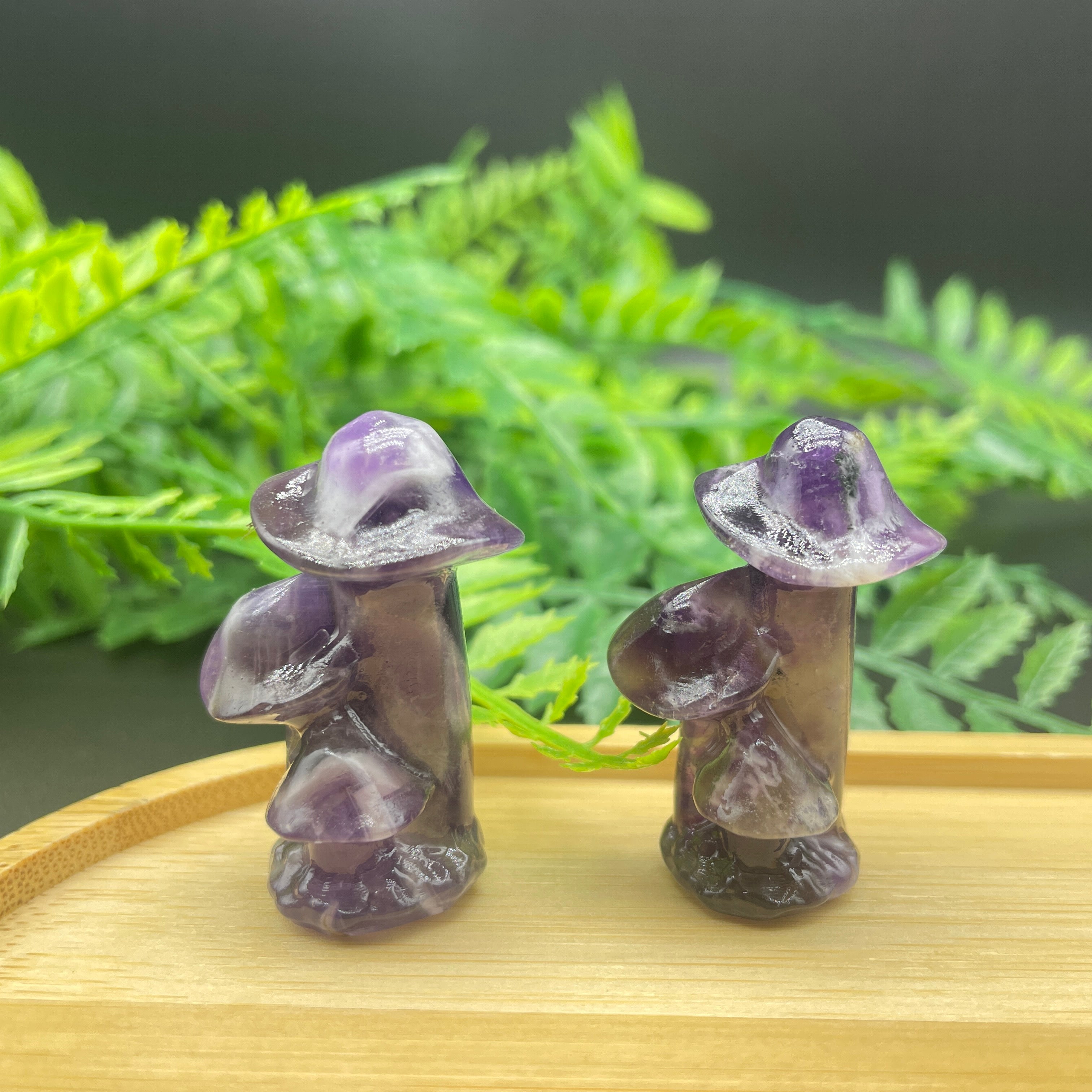 4CM Triple Mushroom Carvings