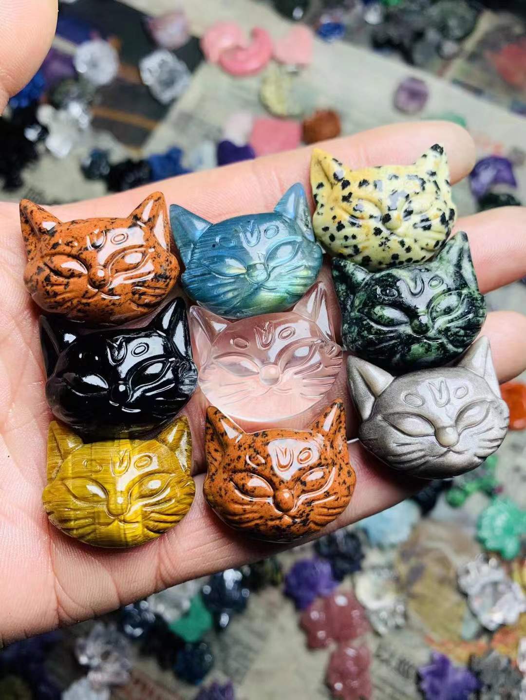 cat head flat carving