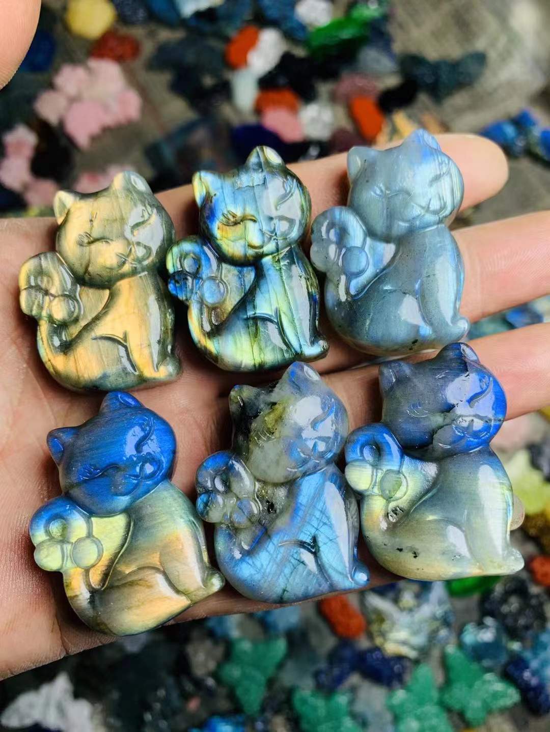cat flat carving