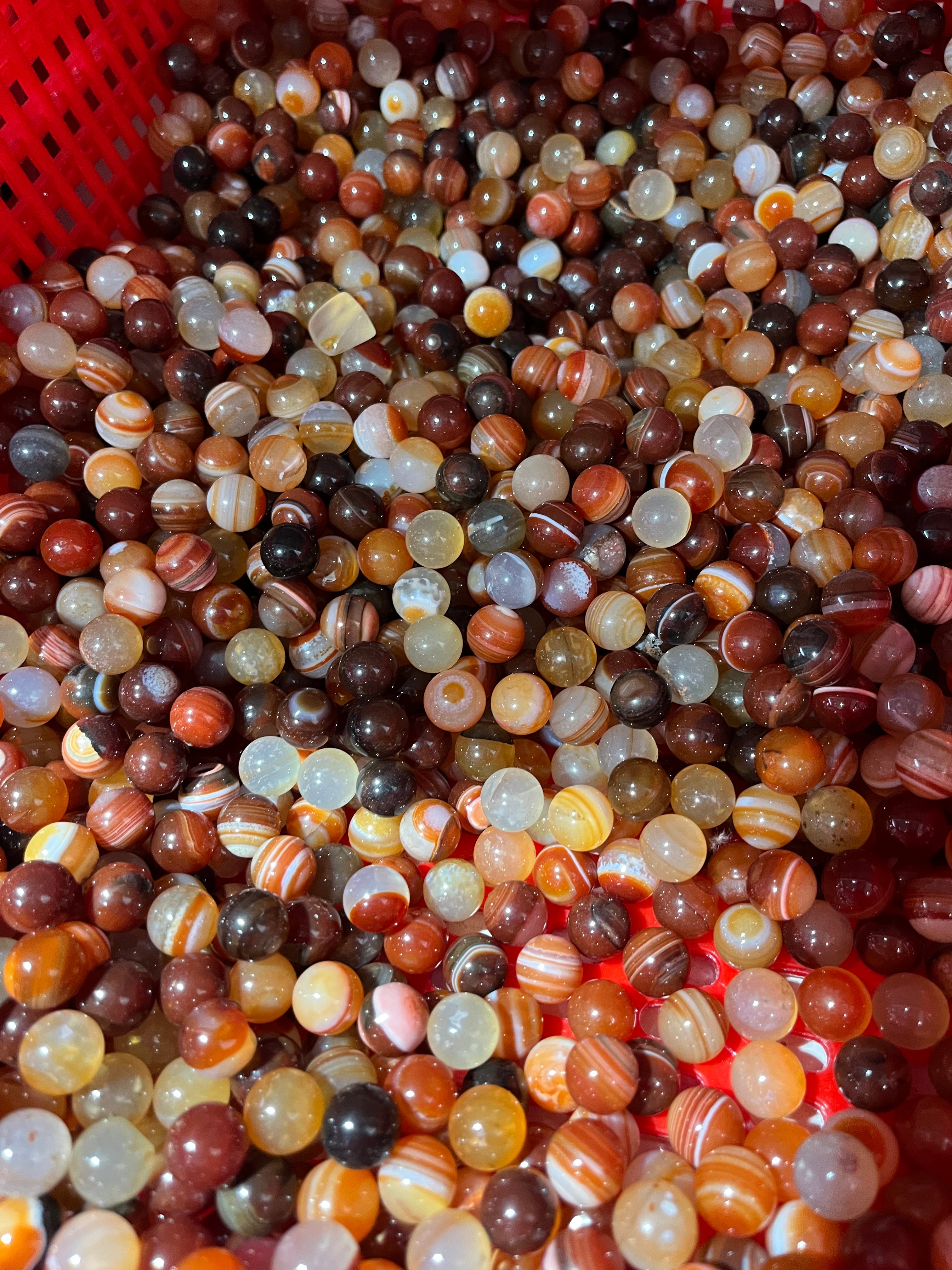 mini carnelian spheres by weight