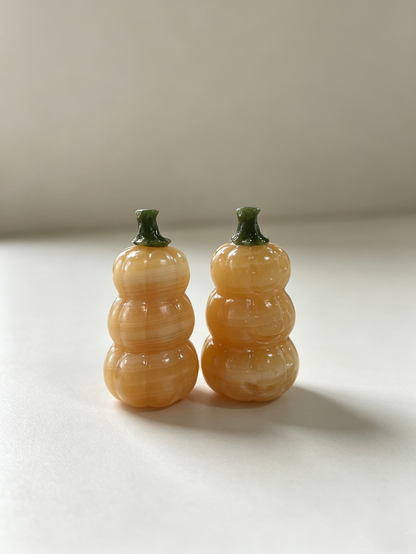 7cm Orange Calcite Stacking Pumpkin Carving