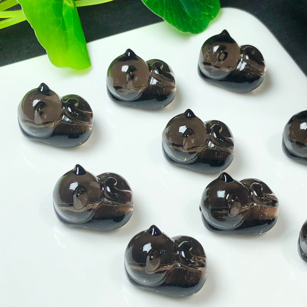 Icy Obsidian Crouching Cat Beads