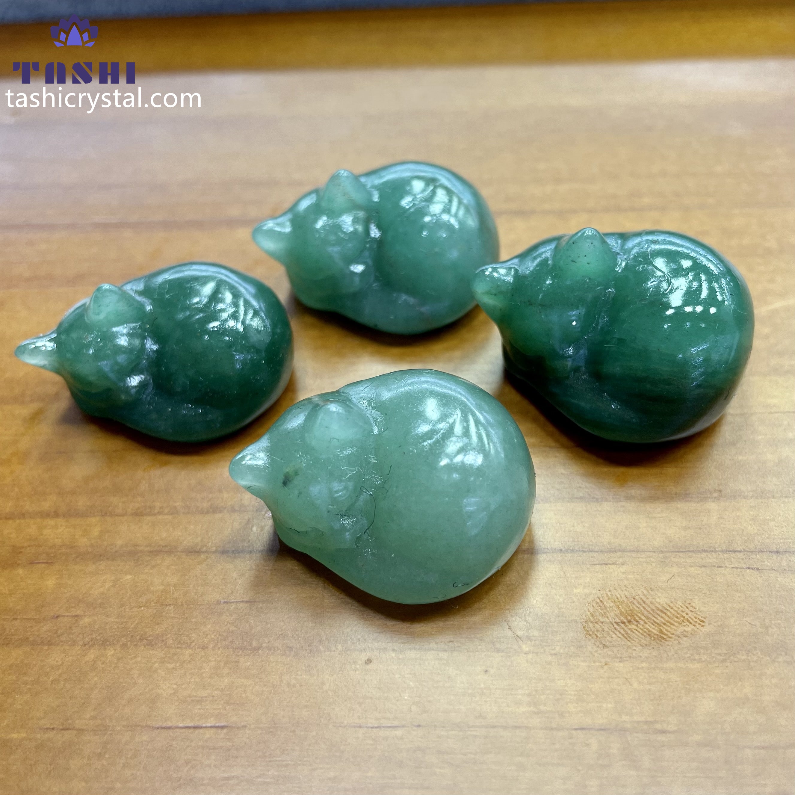 3CM Sleeping Cat Mini Carving