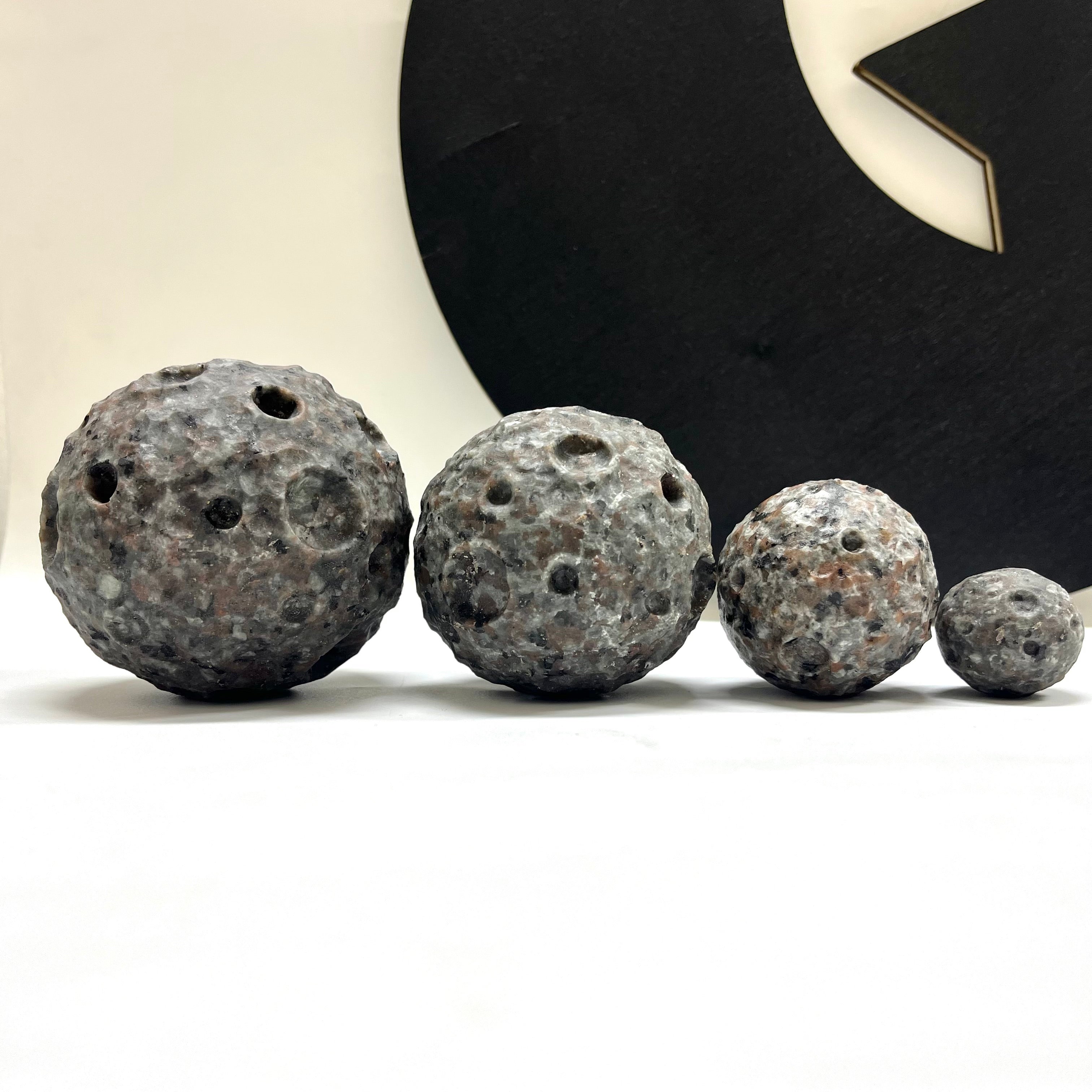 Yooperlite Crater Moon Carving