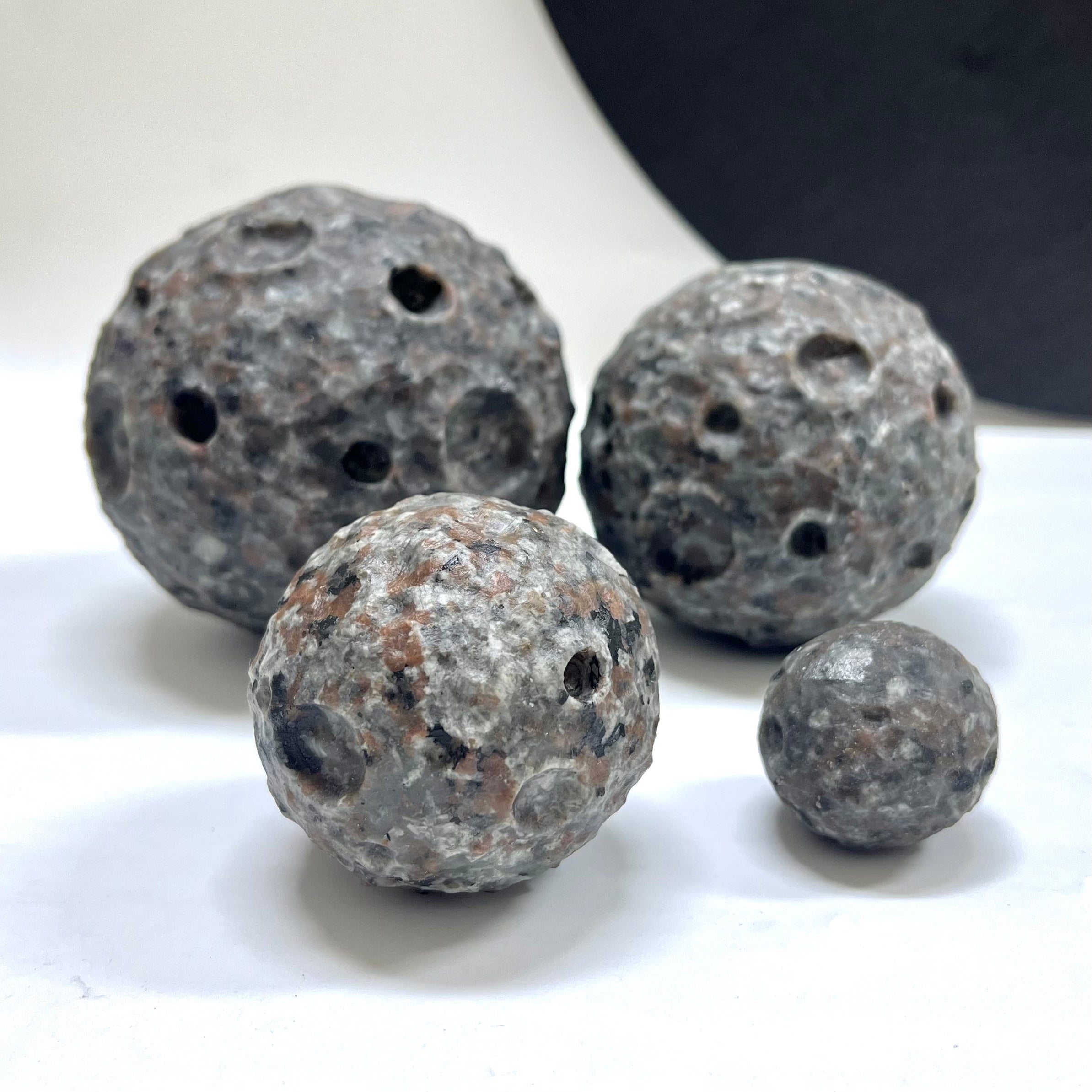 Yooperlite Crater Moon Carving