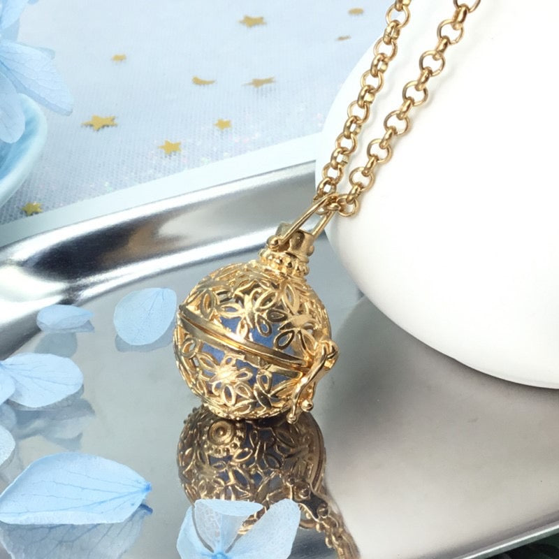 Butterfly Metal Sphere Holder Necklace Perfume Pendant