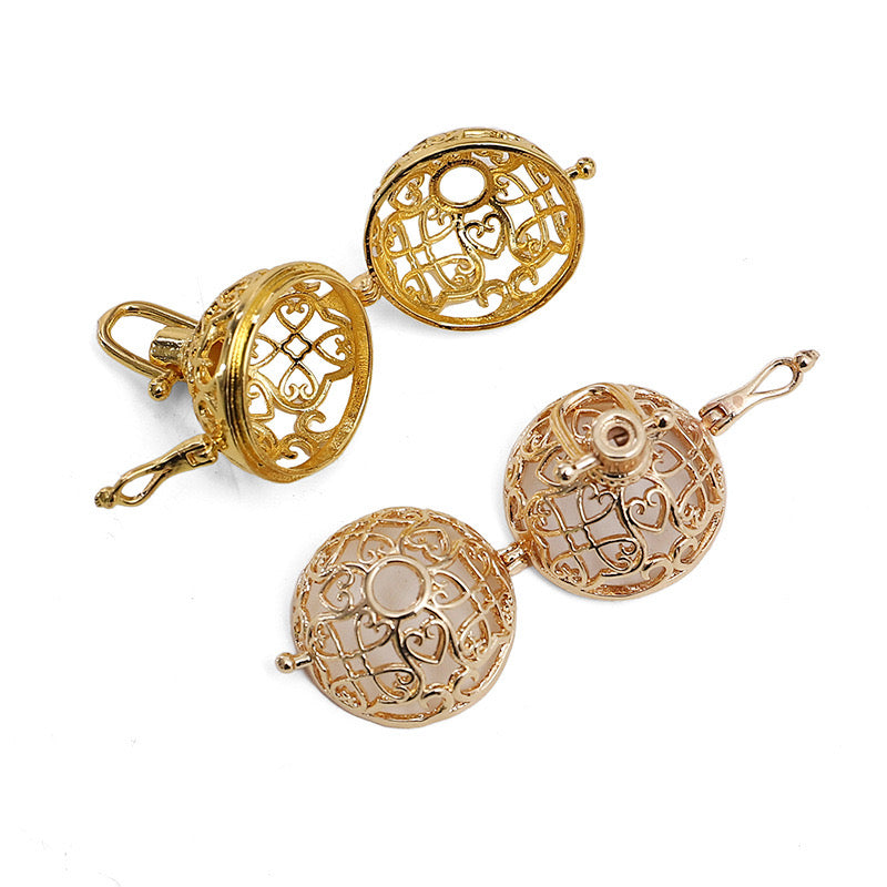 Hearts Metal Sphere Holder Necklace
