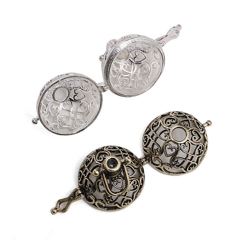 Hearts Metal Sphere Holder Necklace