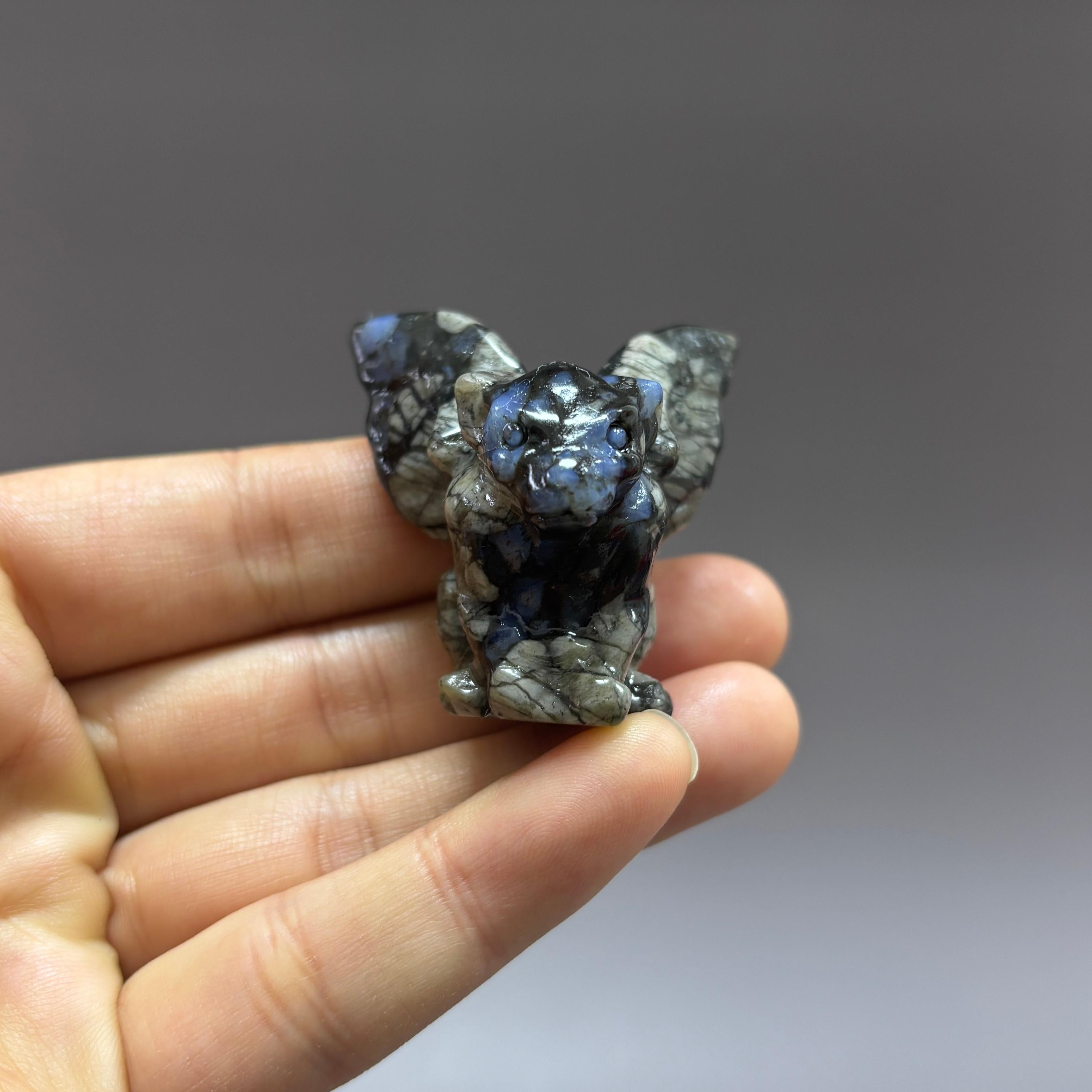 4CM Gargoyle Carving