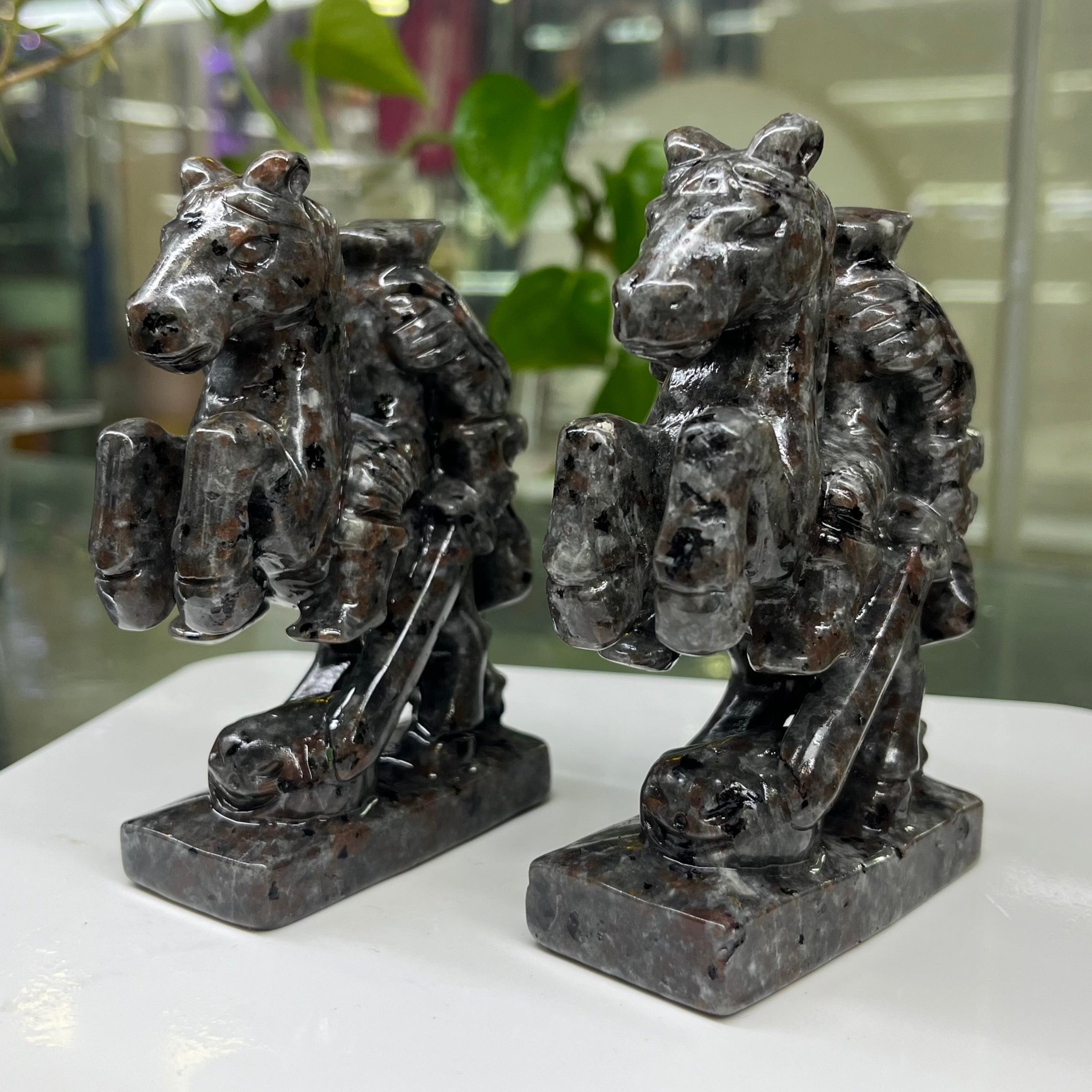 Yooperlite Headless Horseman Carving