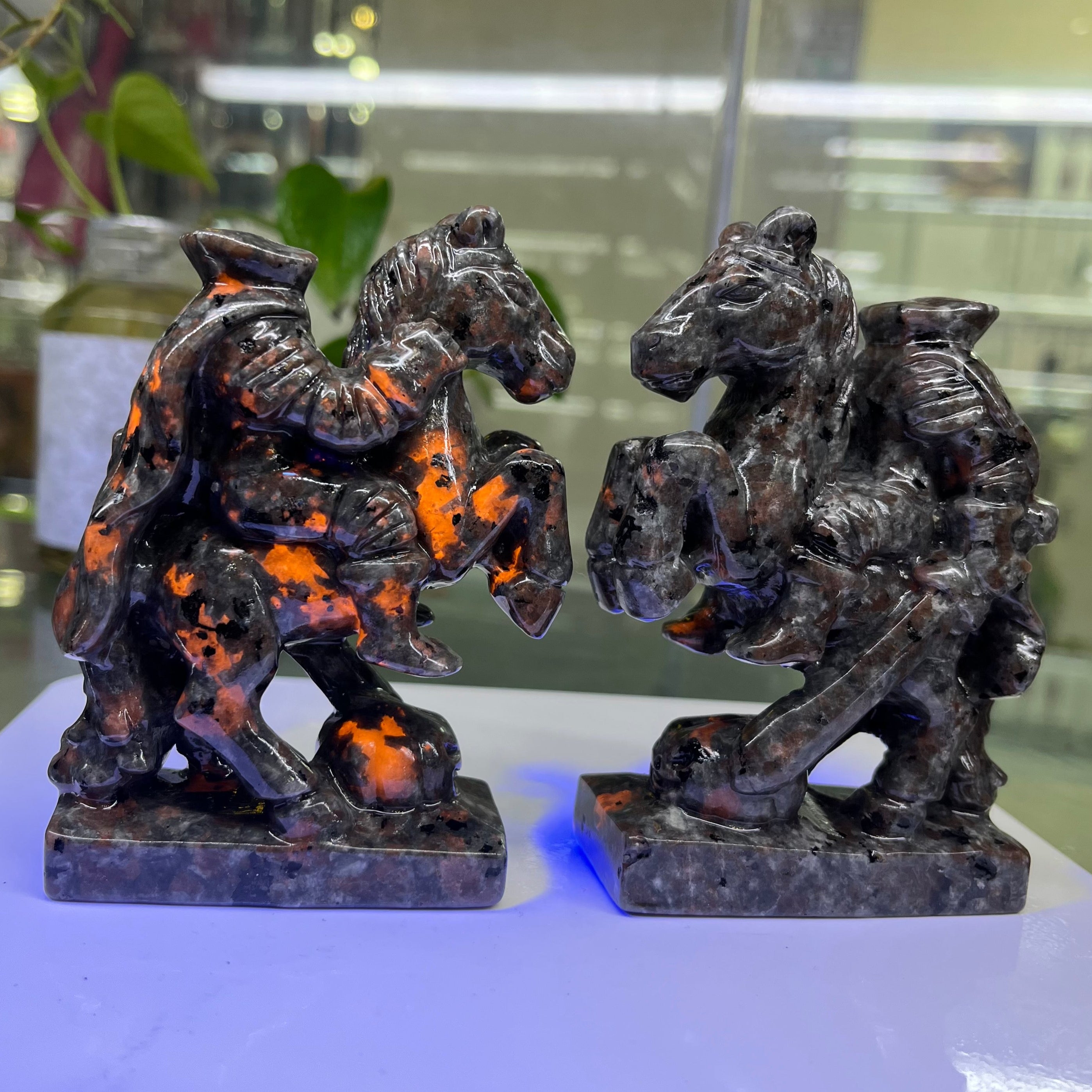 Yooperlite Headless Horseman Carving