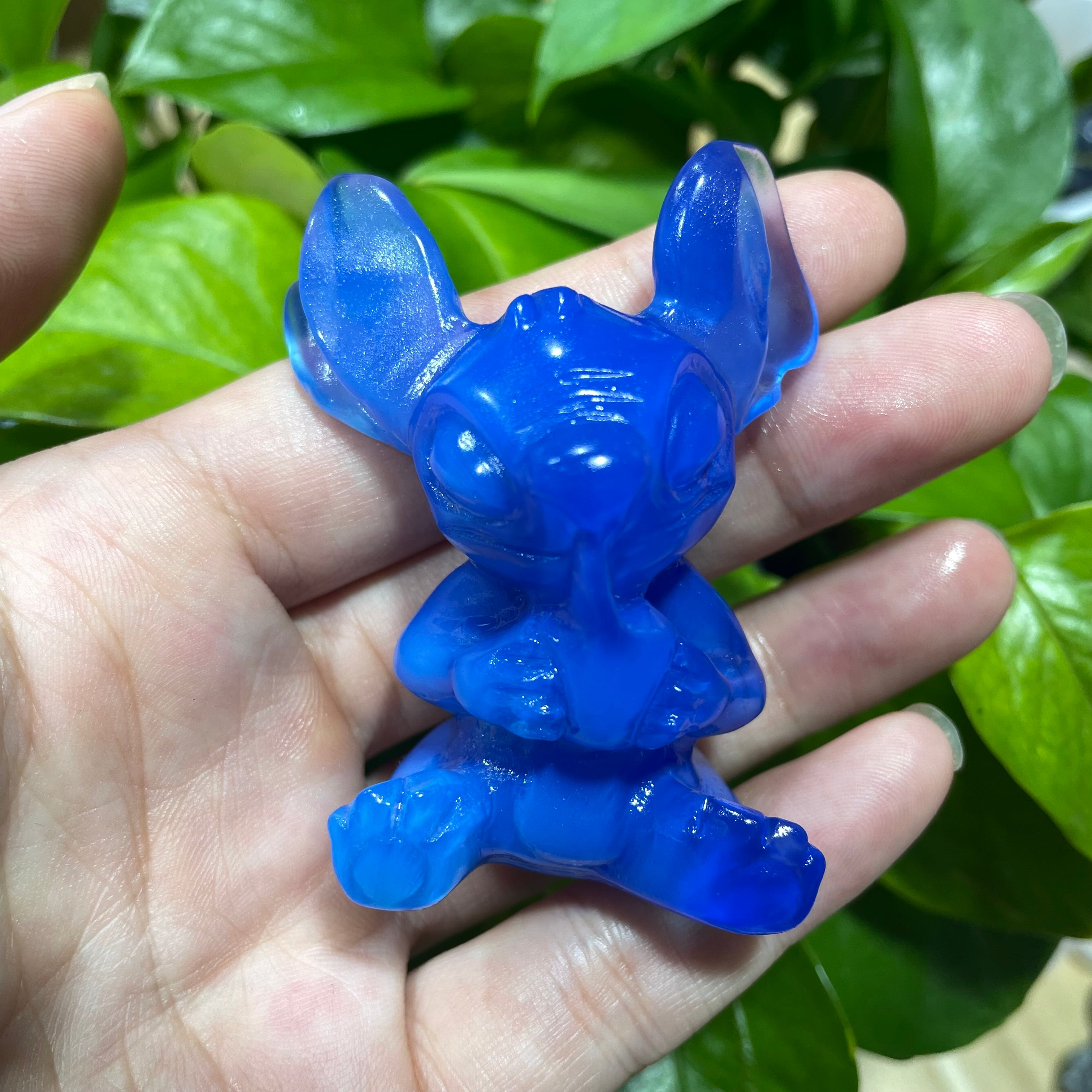 6CM Opalite Stitch Carvings