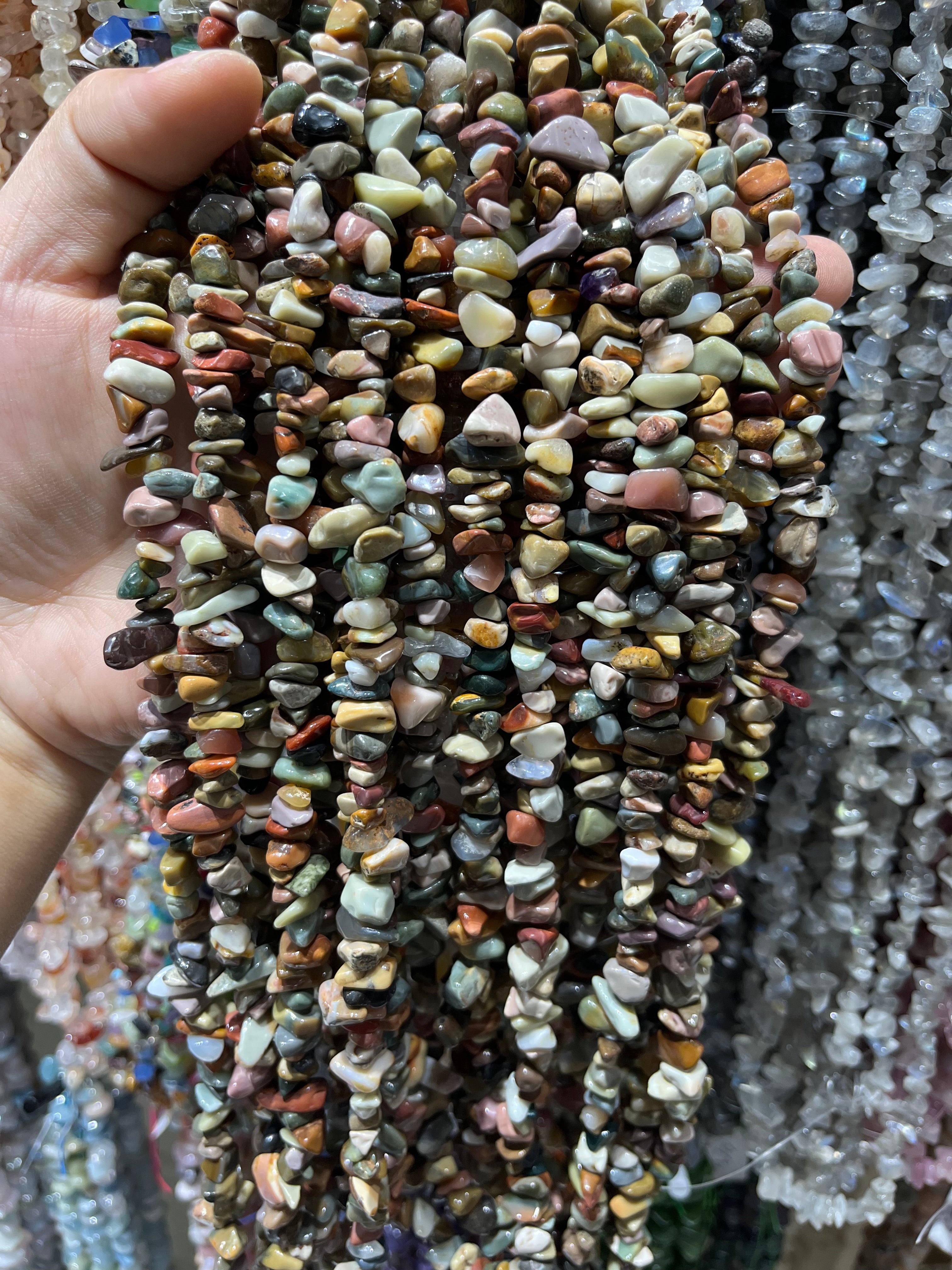 polychrome chips beads strand