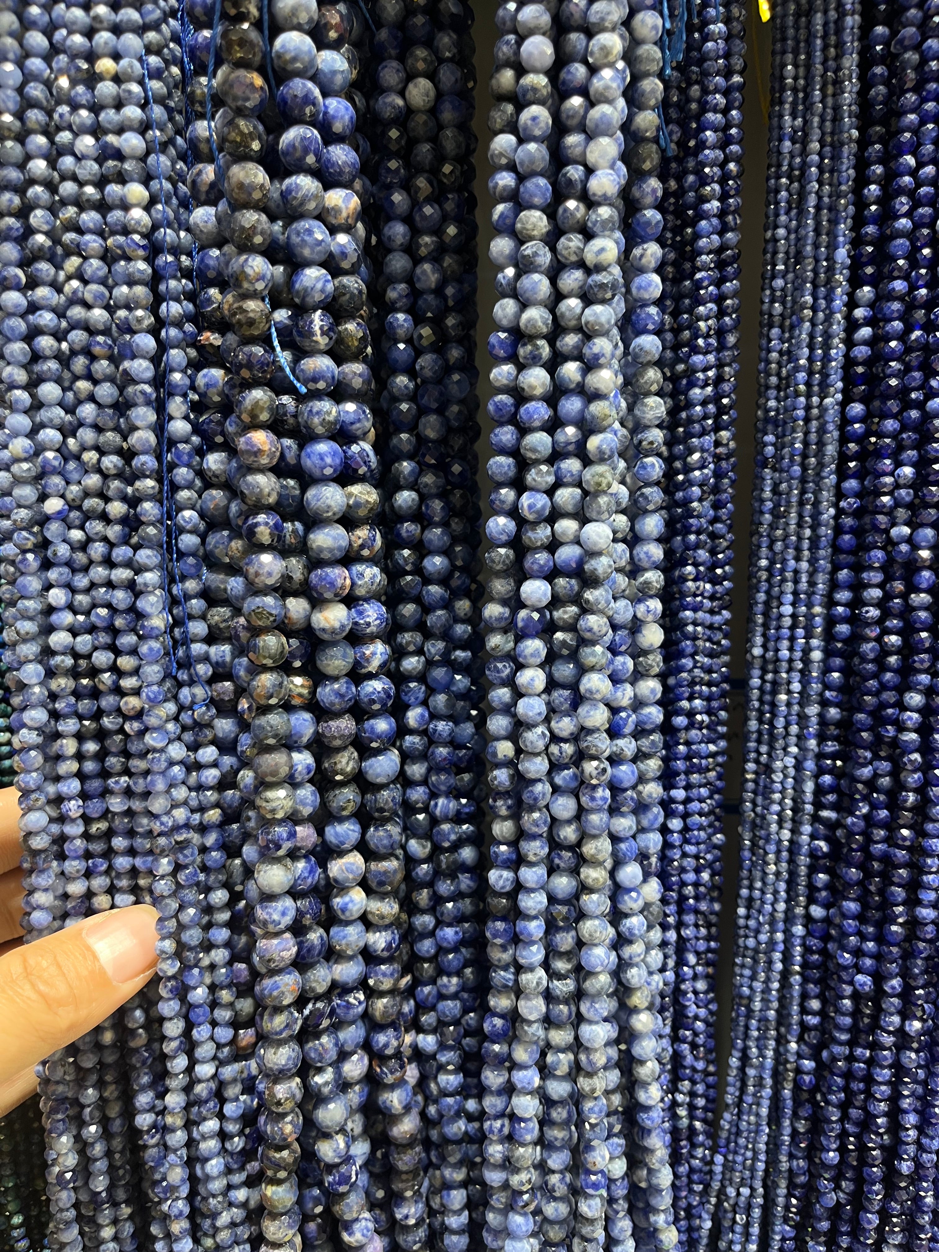 faceted sodalite beads strands