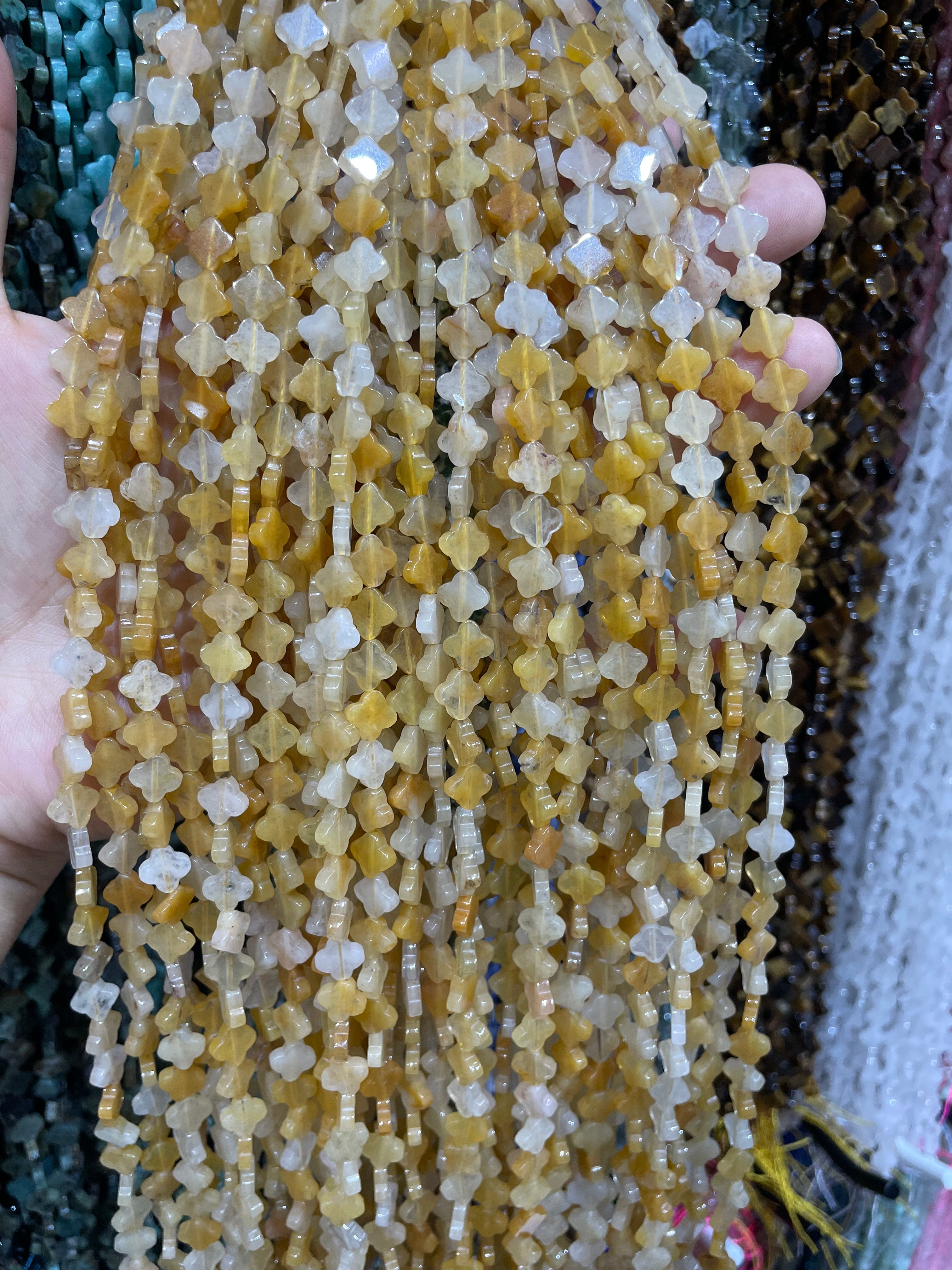7mm yellow aventurine clover beads strand