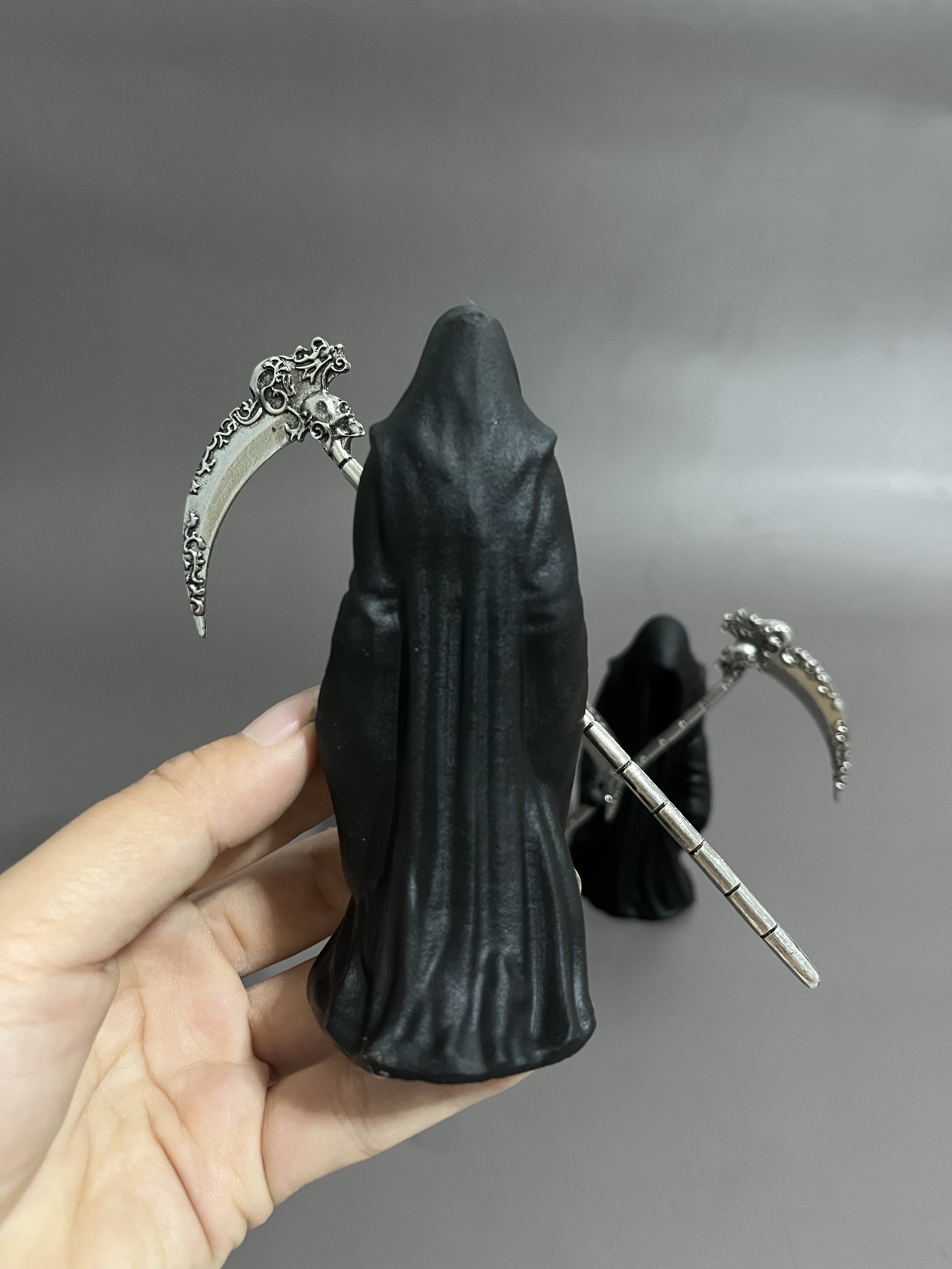 10cm reaper carving