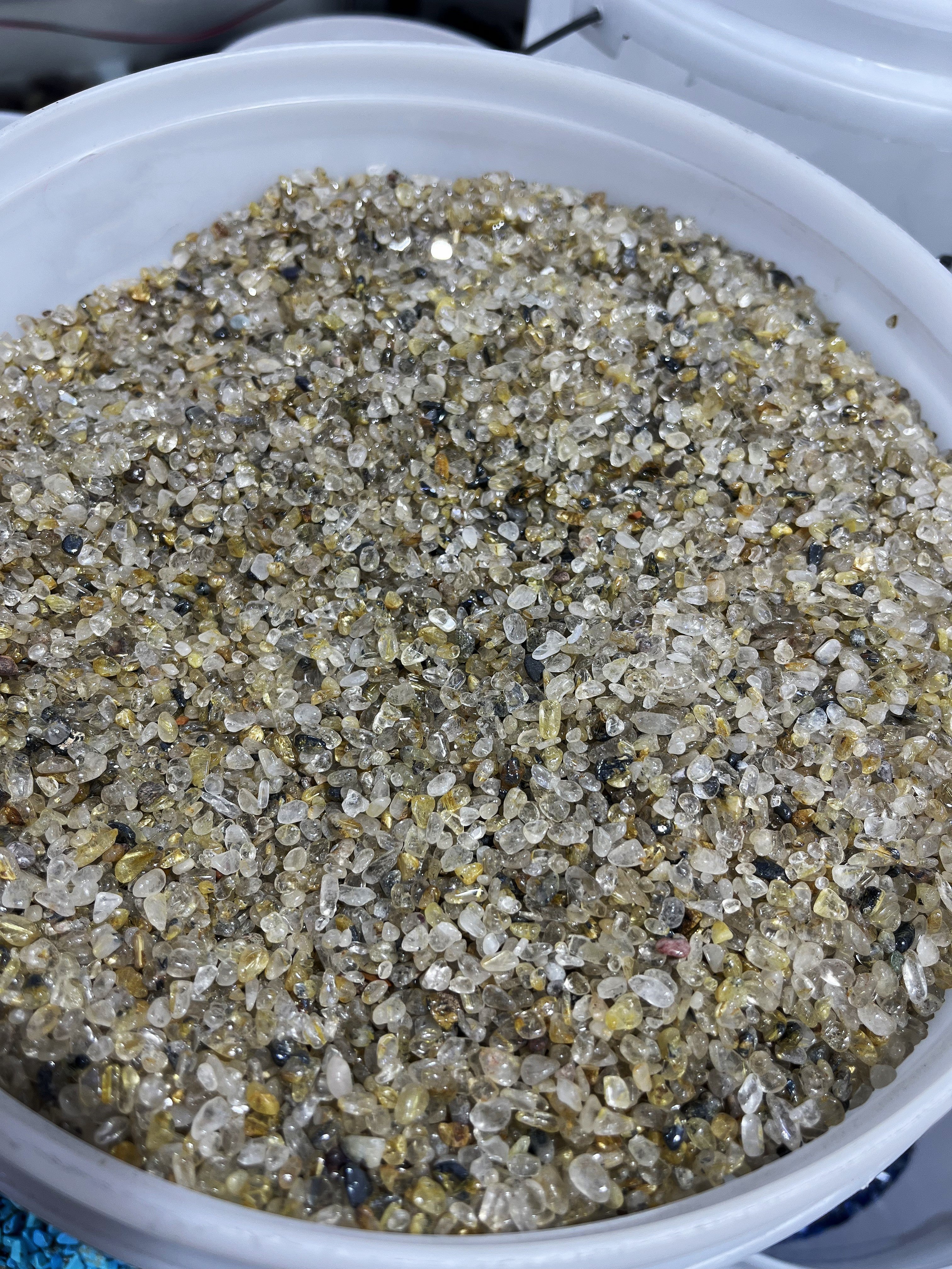 golden rutile quartz chips