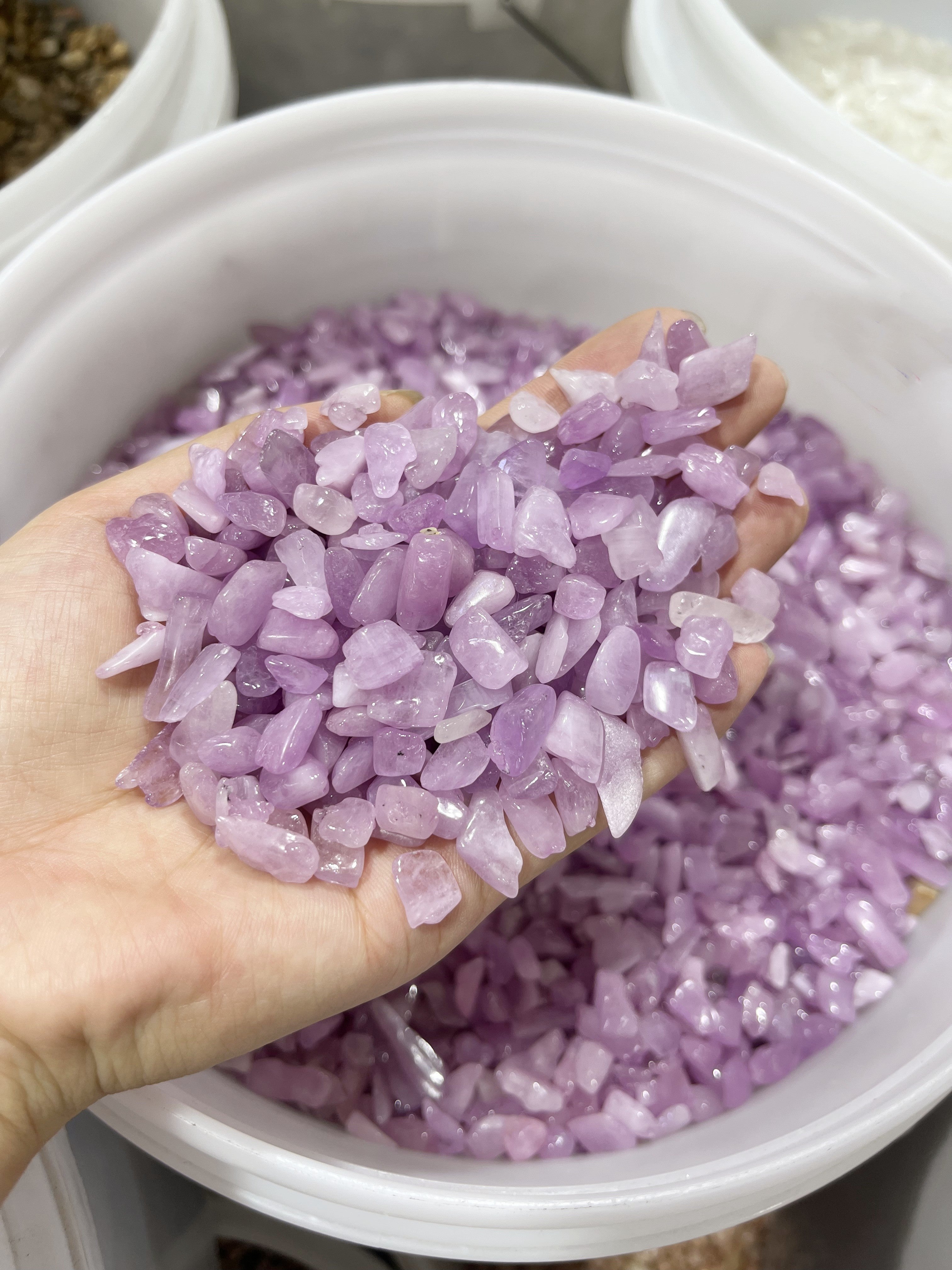 kunzite chips