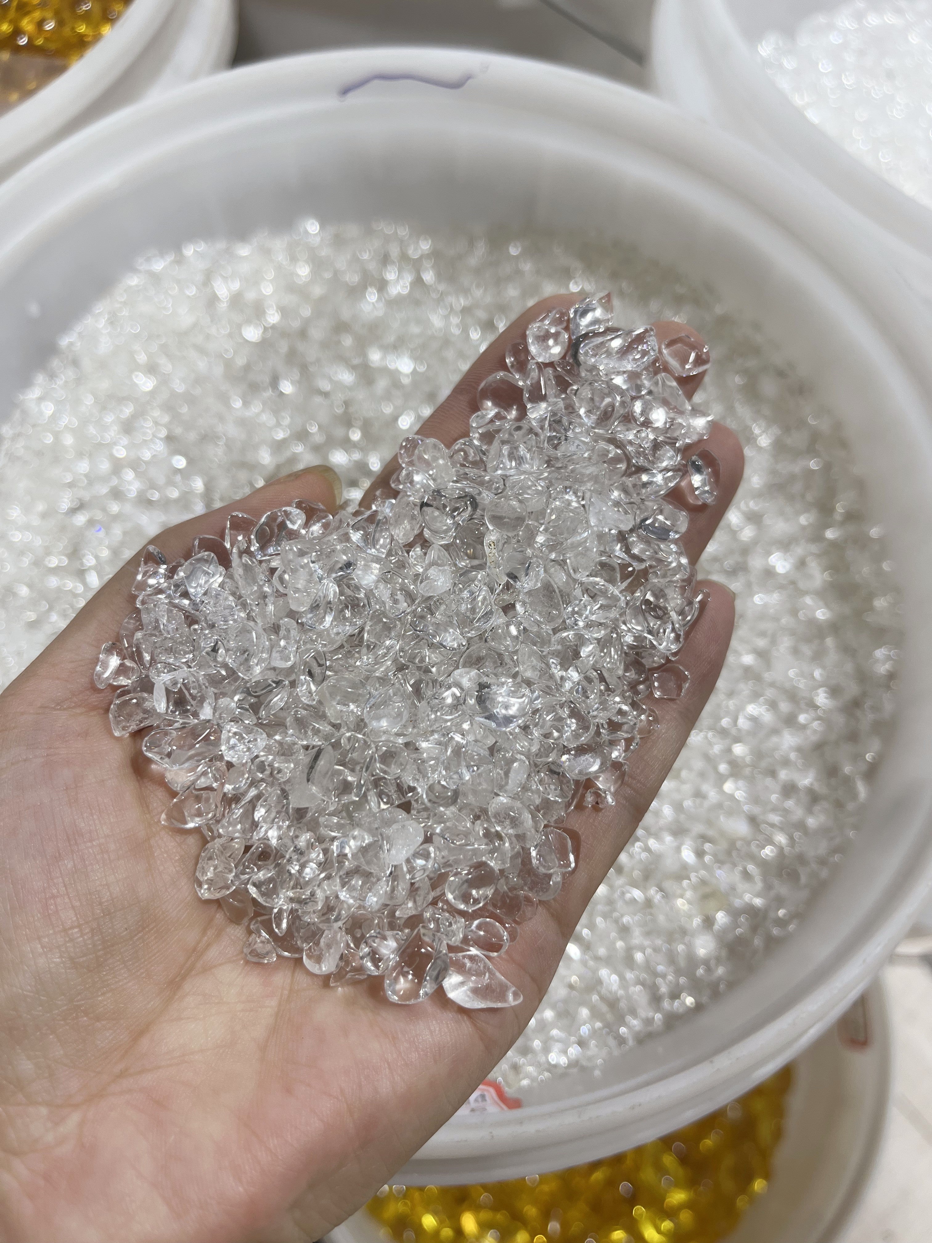 high quality clear quartz chips