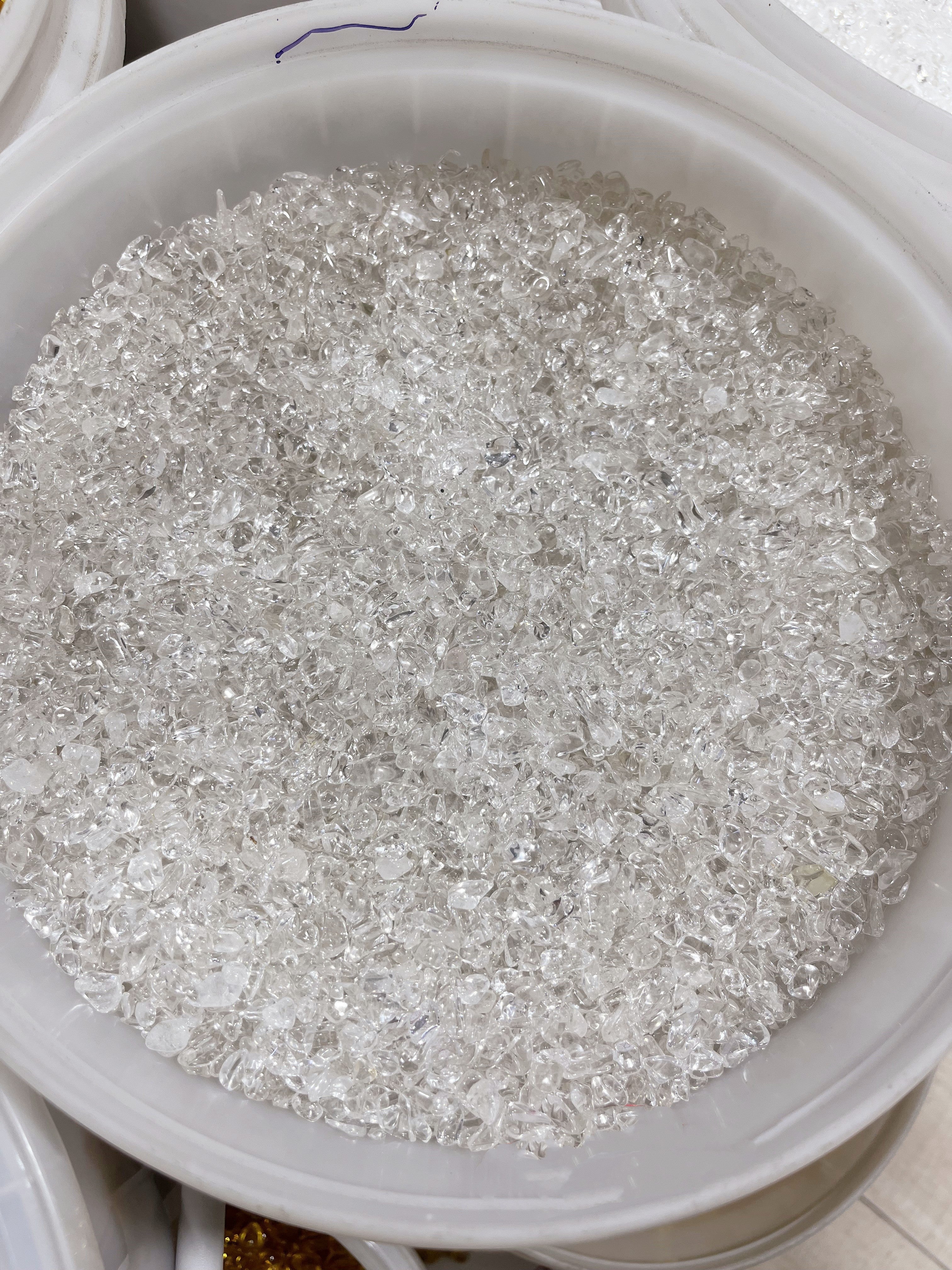 high quality clear quartz chips