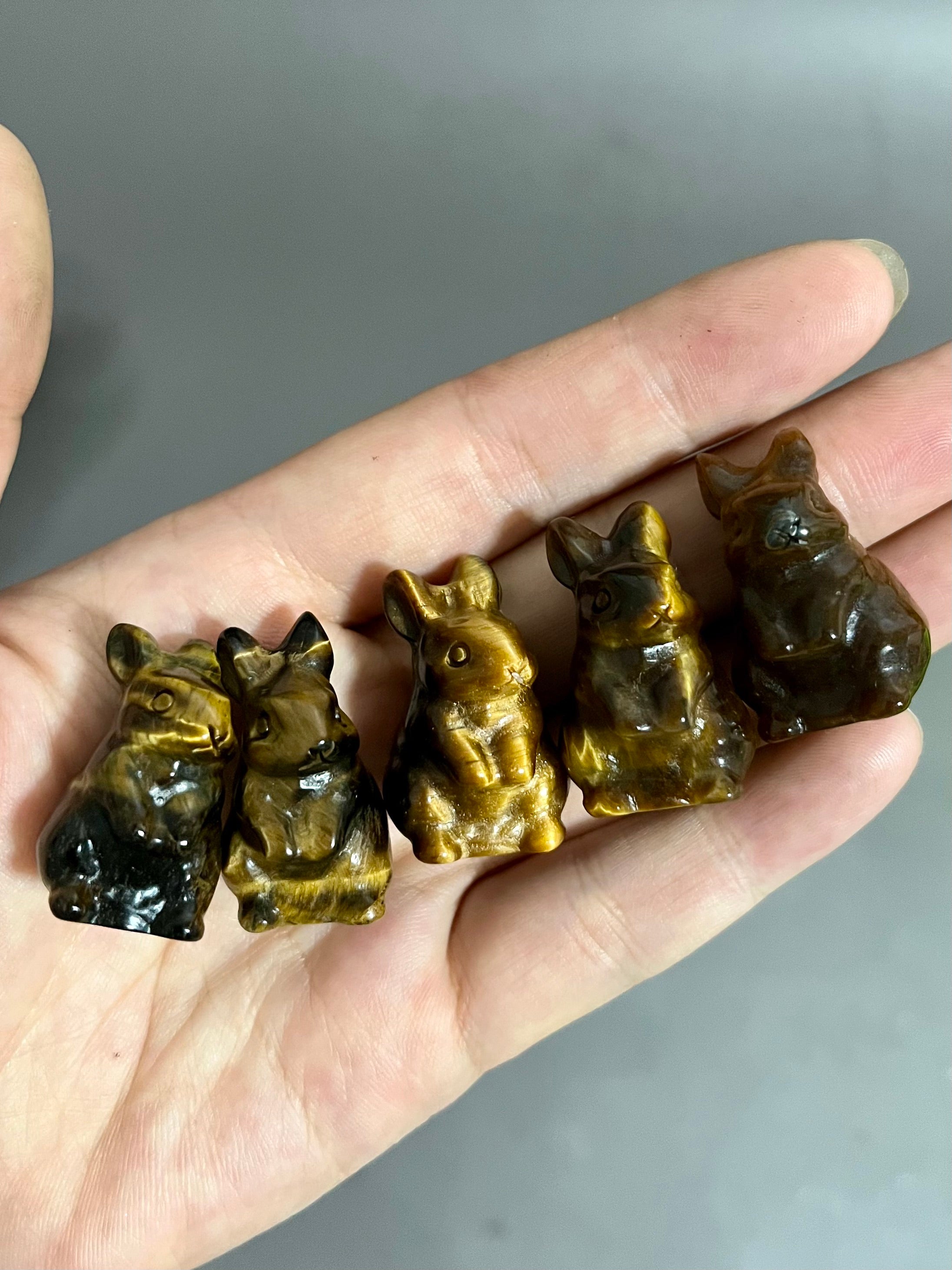 3CM Mini Tiger eye Rabbit Carving