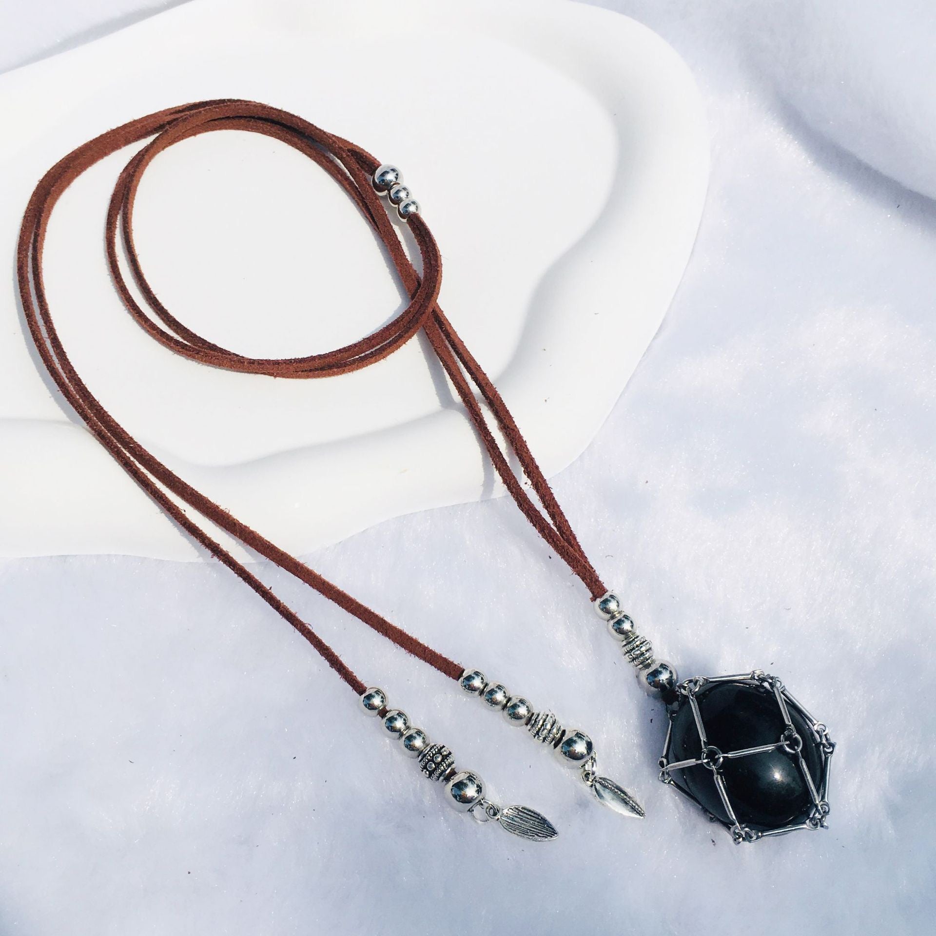 Net Holder with Leather Chord Necklace