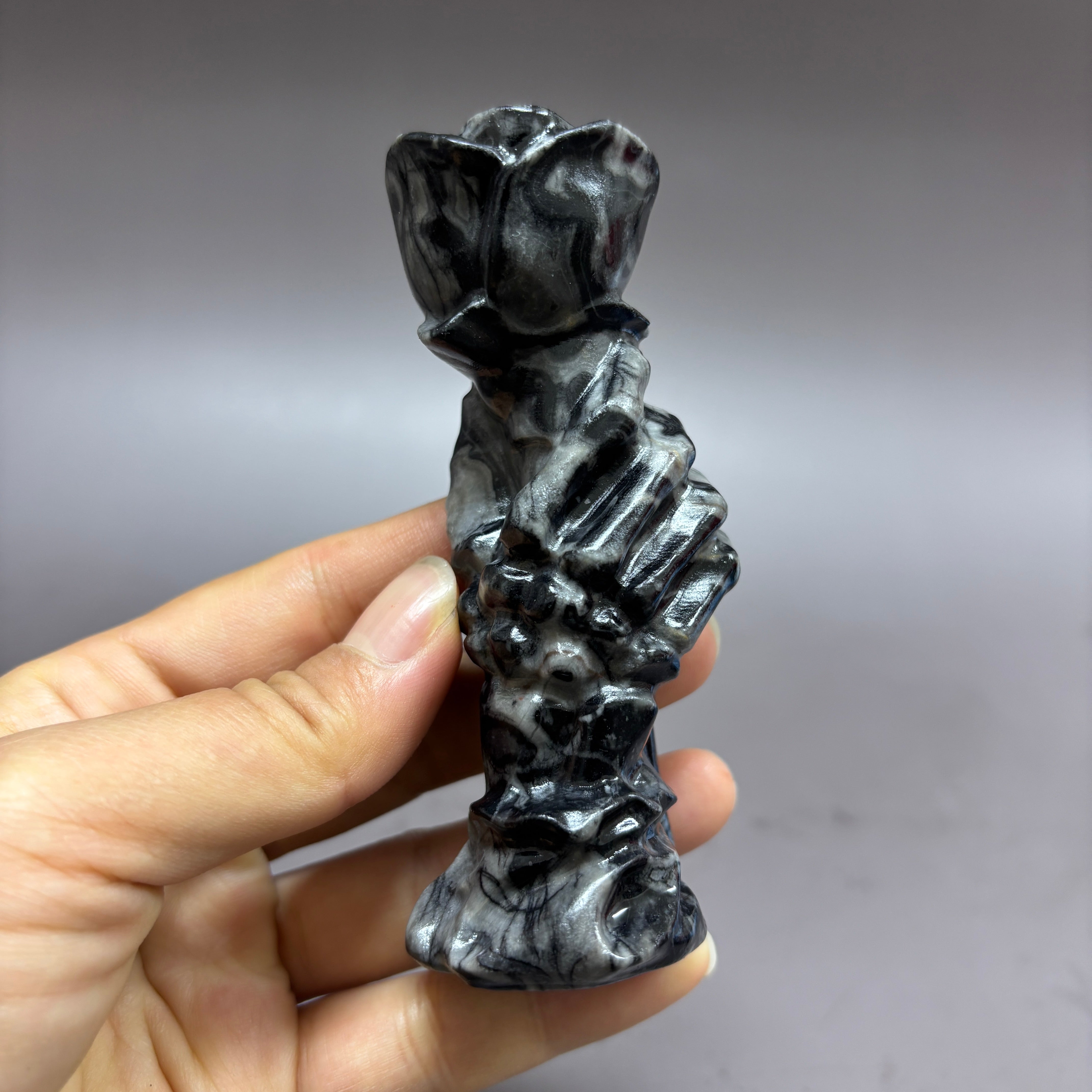 10CM Rose in Hand Carving