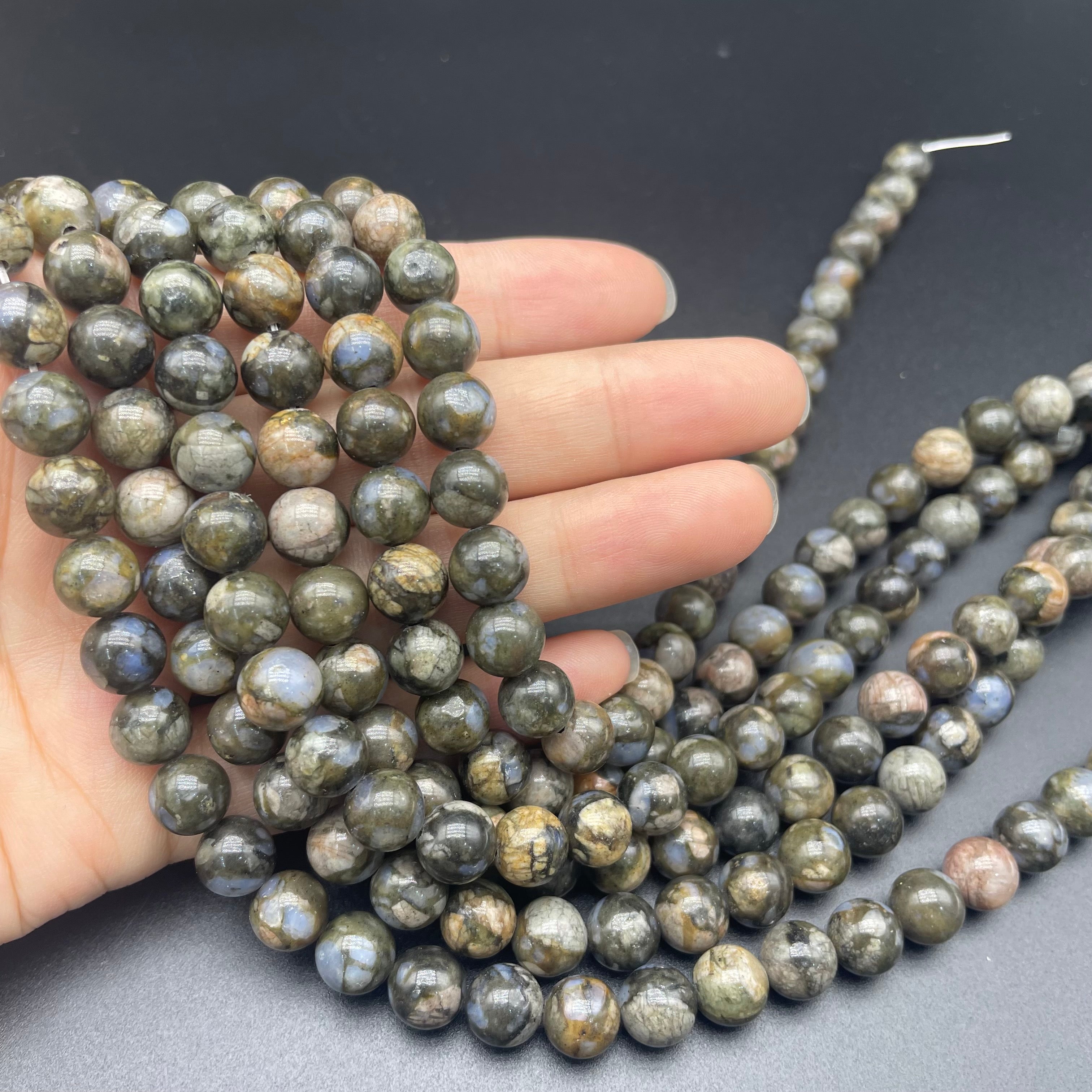 Que Sera Beads Strands