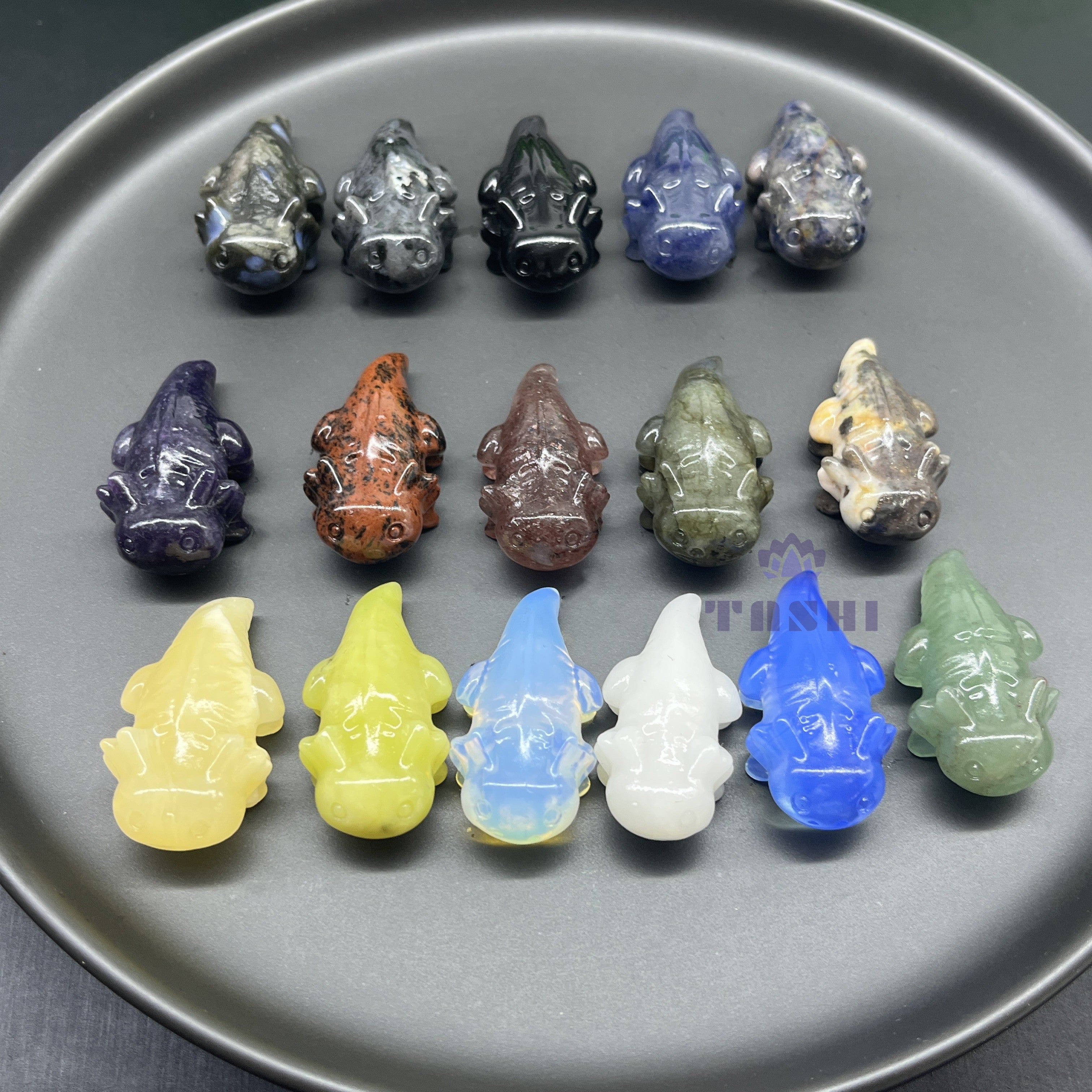 4CM Mini Axolotl Carving Natural Crystal Stone Statue Figurine