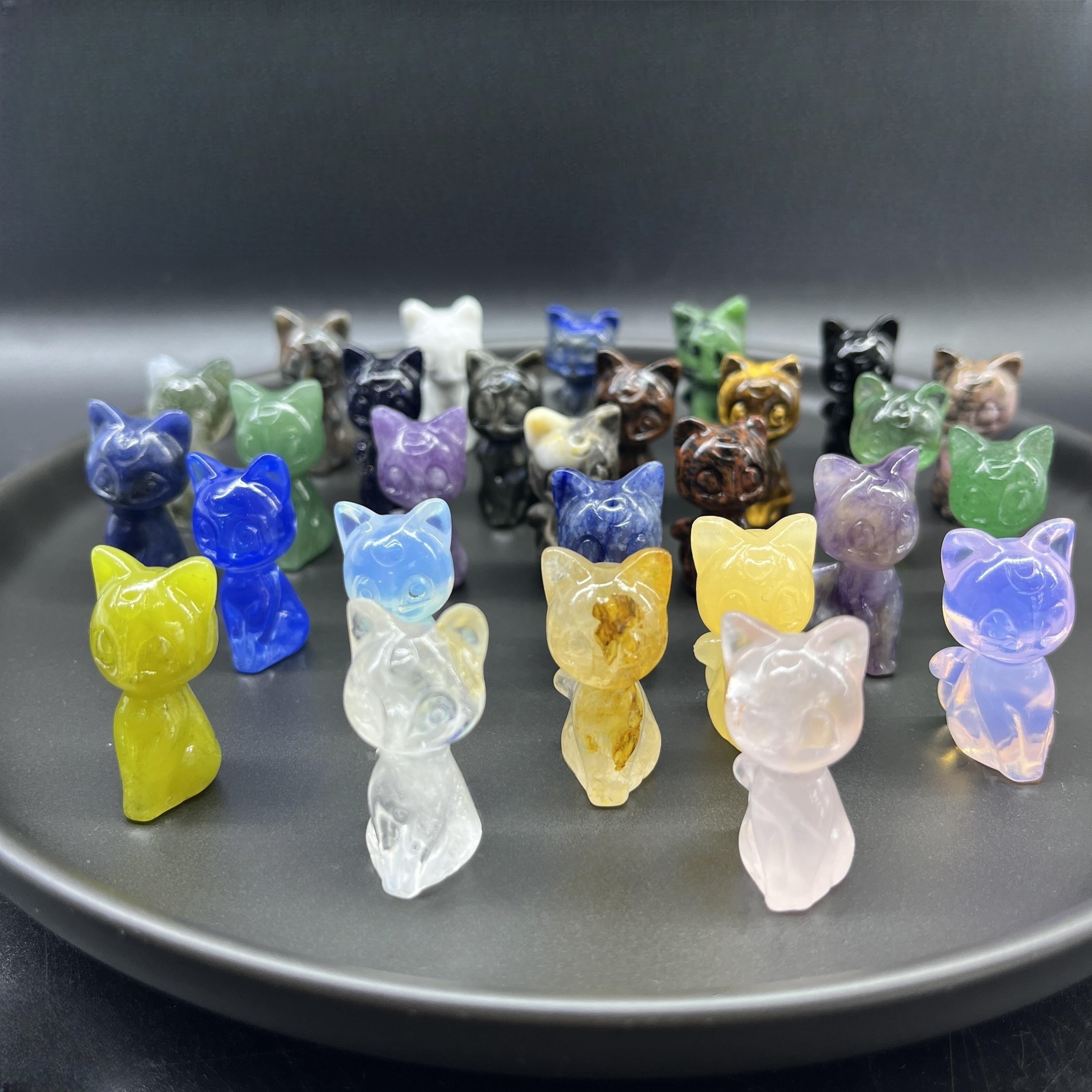 3CM Mini Luna Cat in Sailor Moon Carving