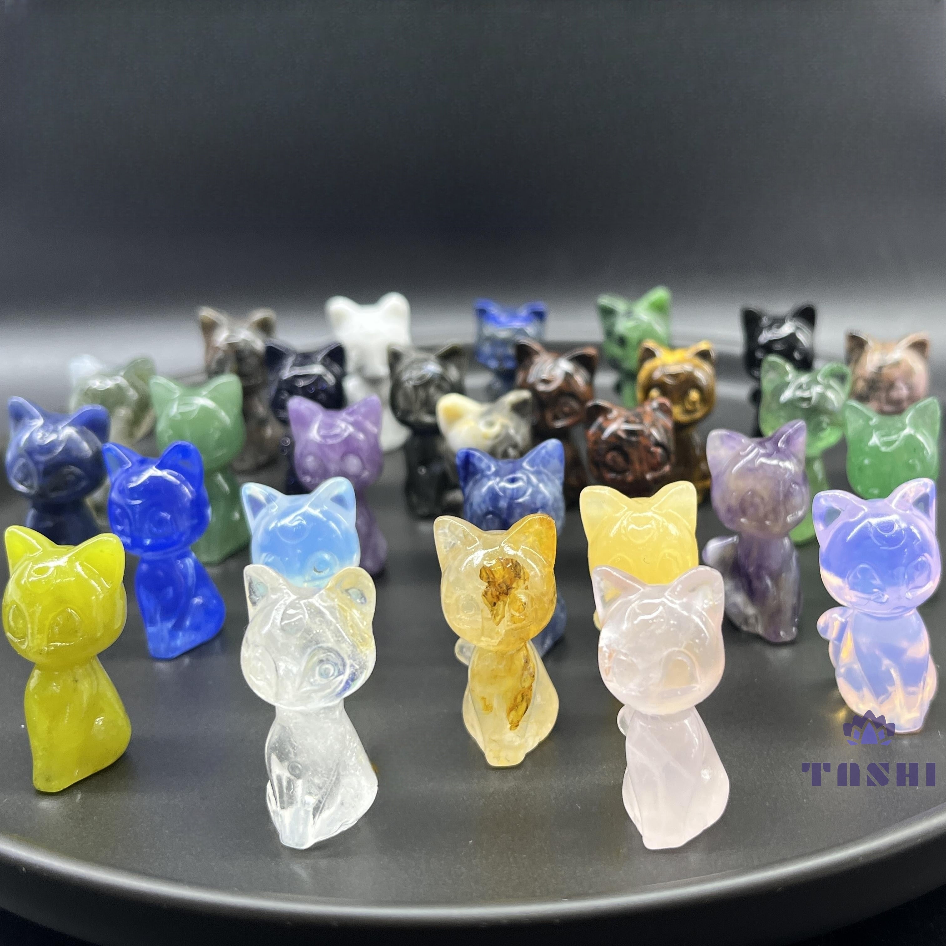 3CM Mini Luna Cat in Sailor Moon Carving