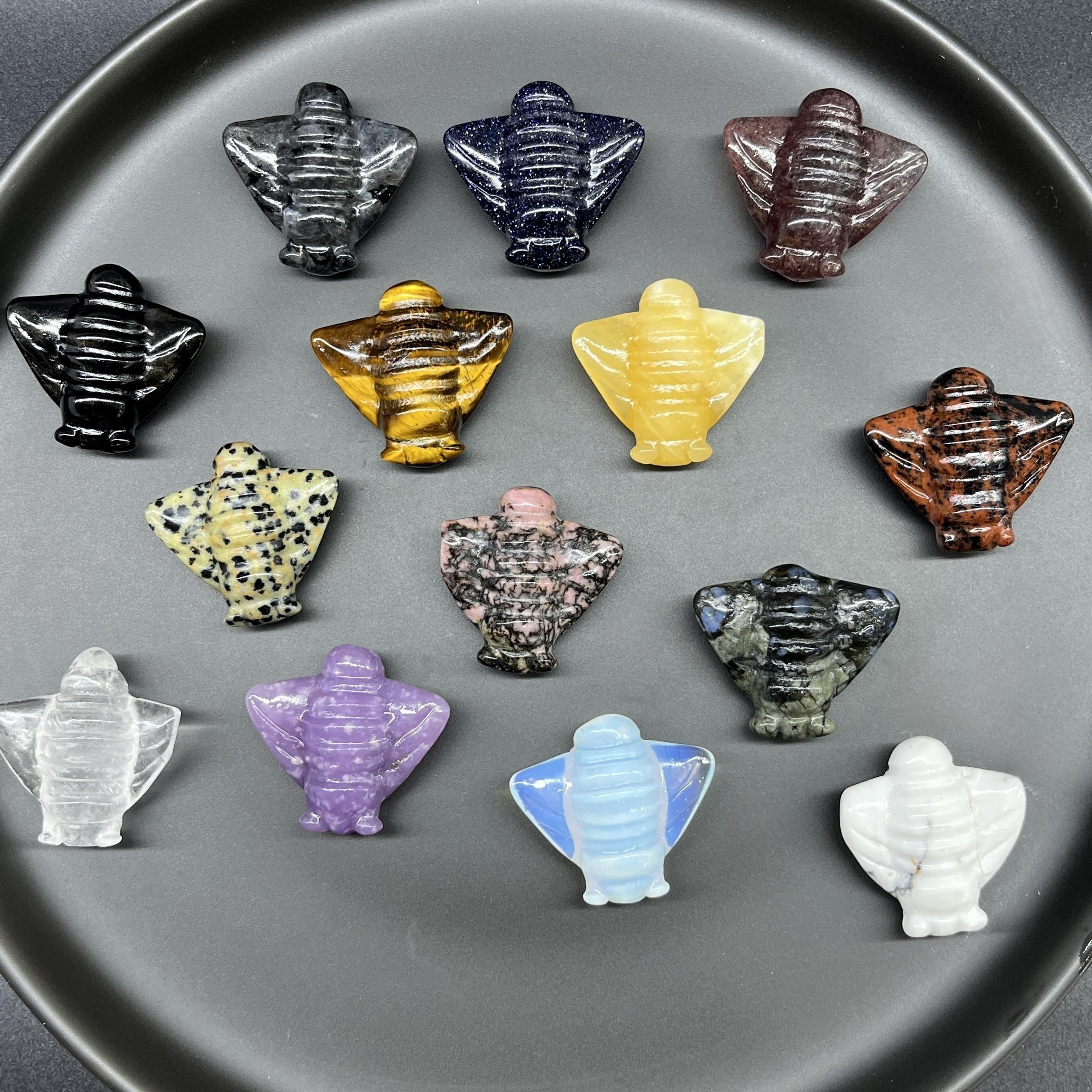 3CM Mini Bee Natural Crystal Carving