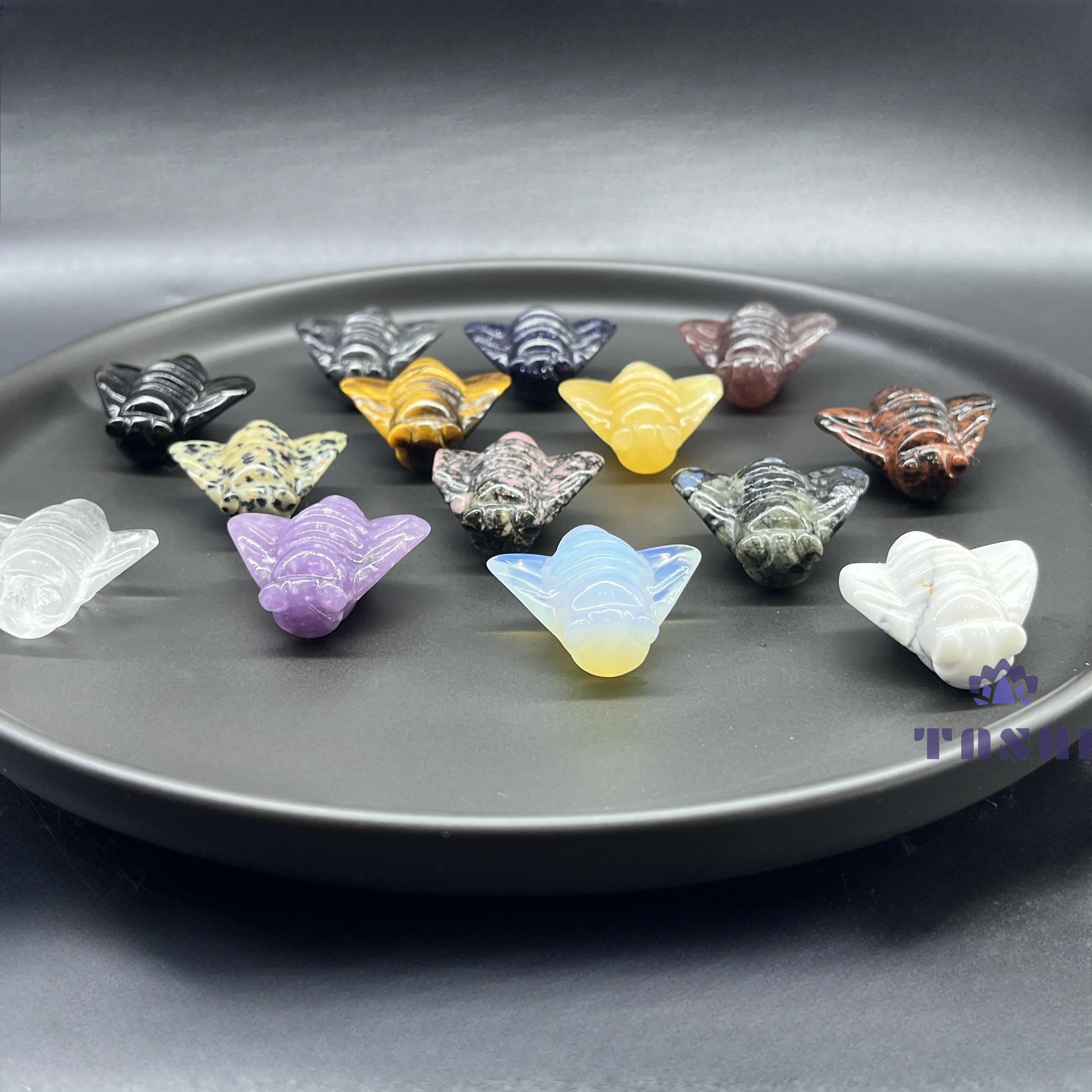 3CM Mini Bee Natural Crystal Carving