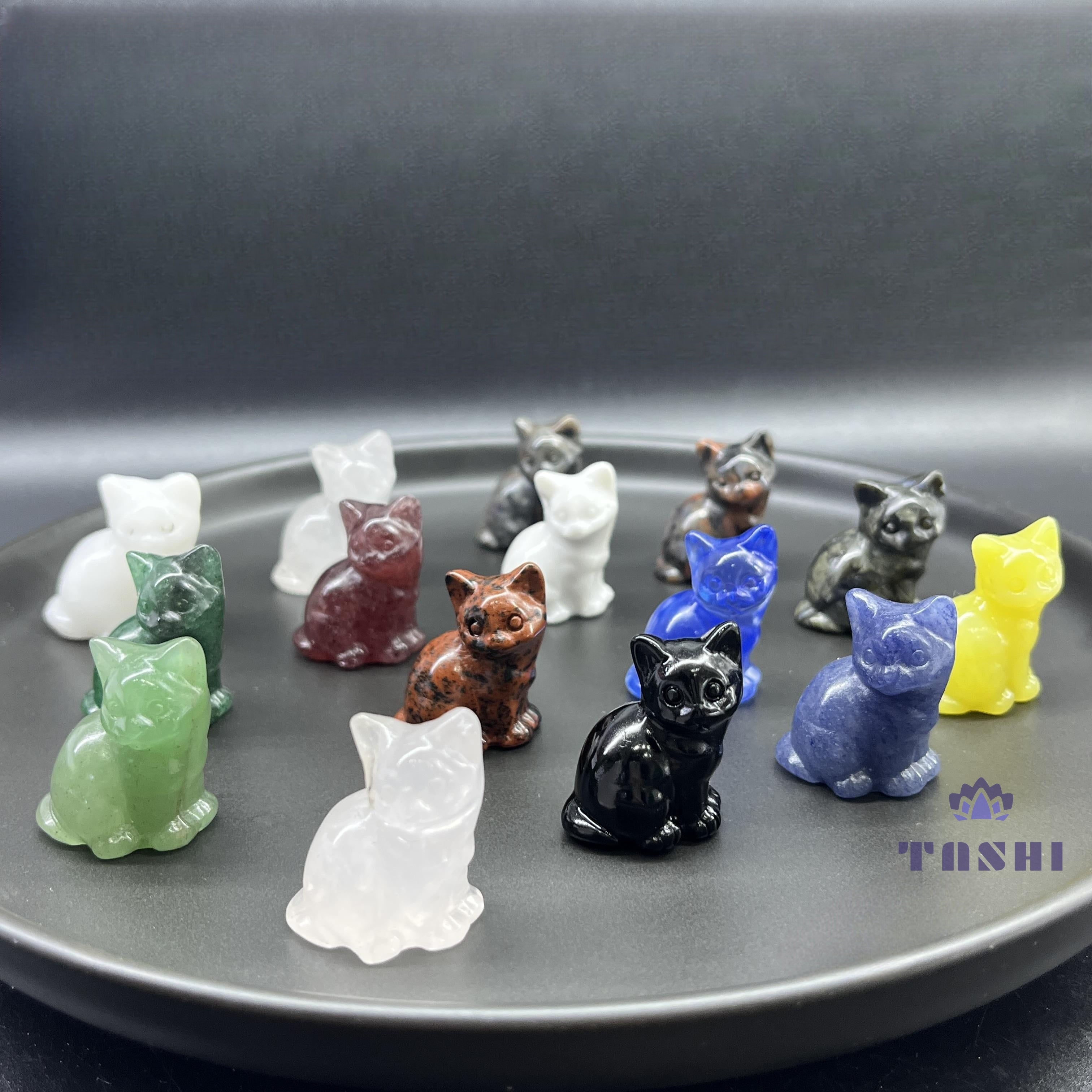 3CM Mini Sitting Cat Carving