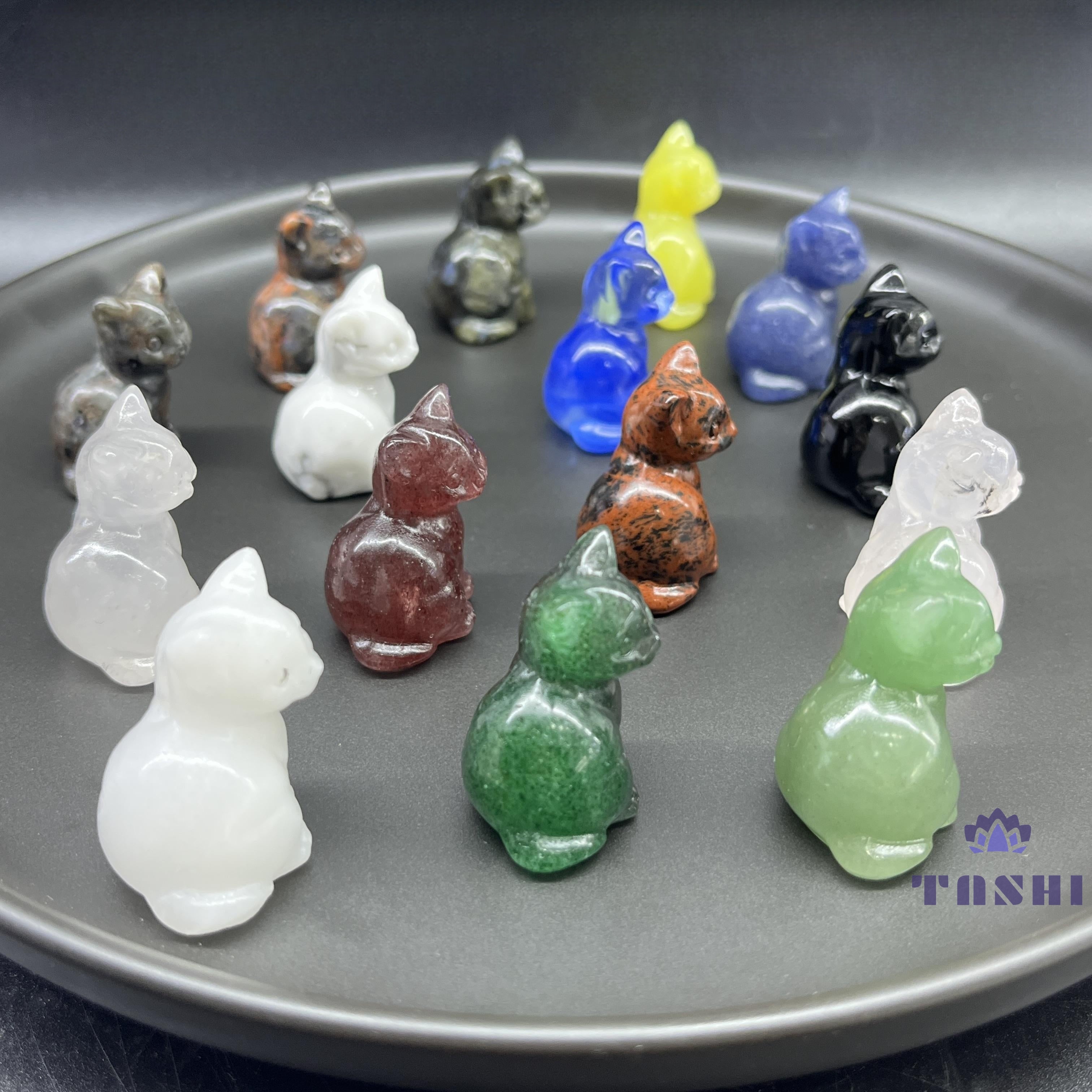 3CM Mini Sitting Cat Carving