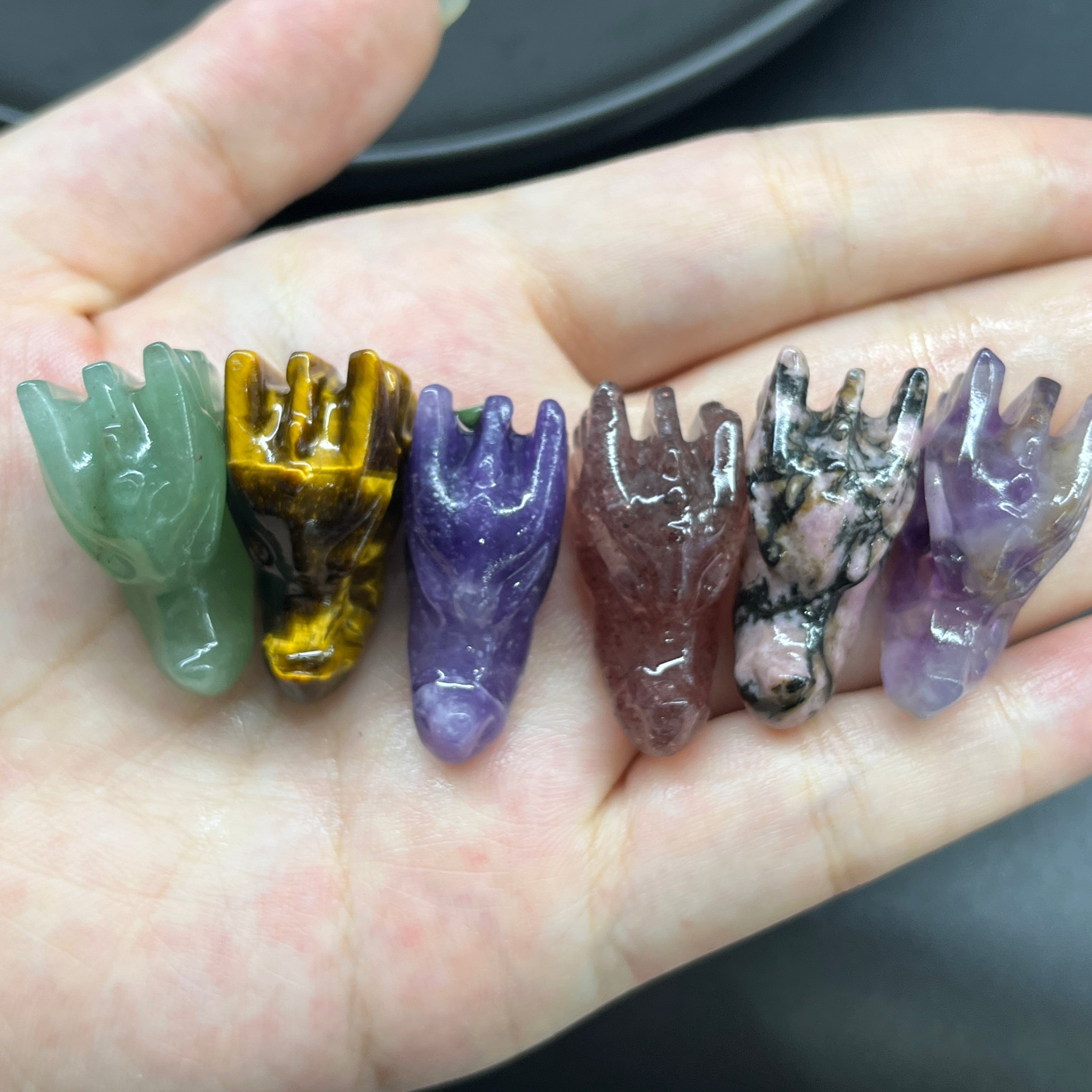 3CM  Mini Dragon Head Carving
