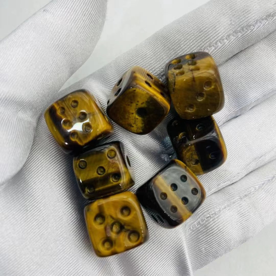 Mini Dice Carving Confetti