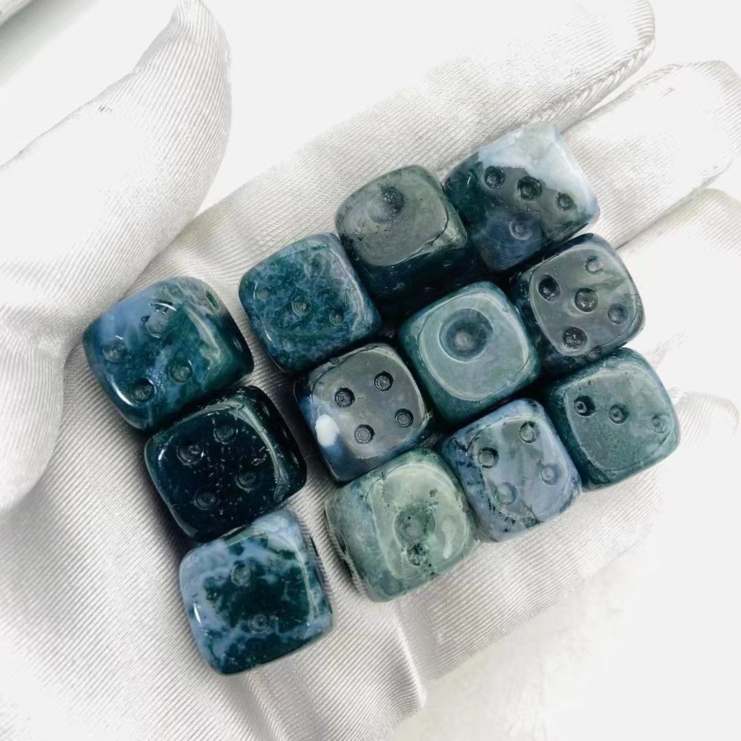 Mini Dice Carving Confetti